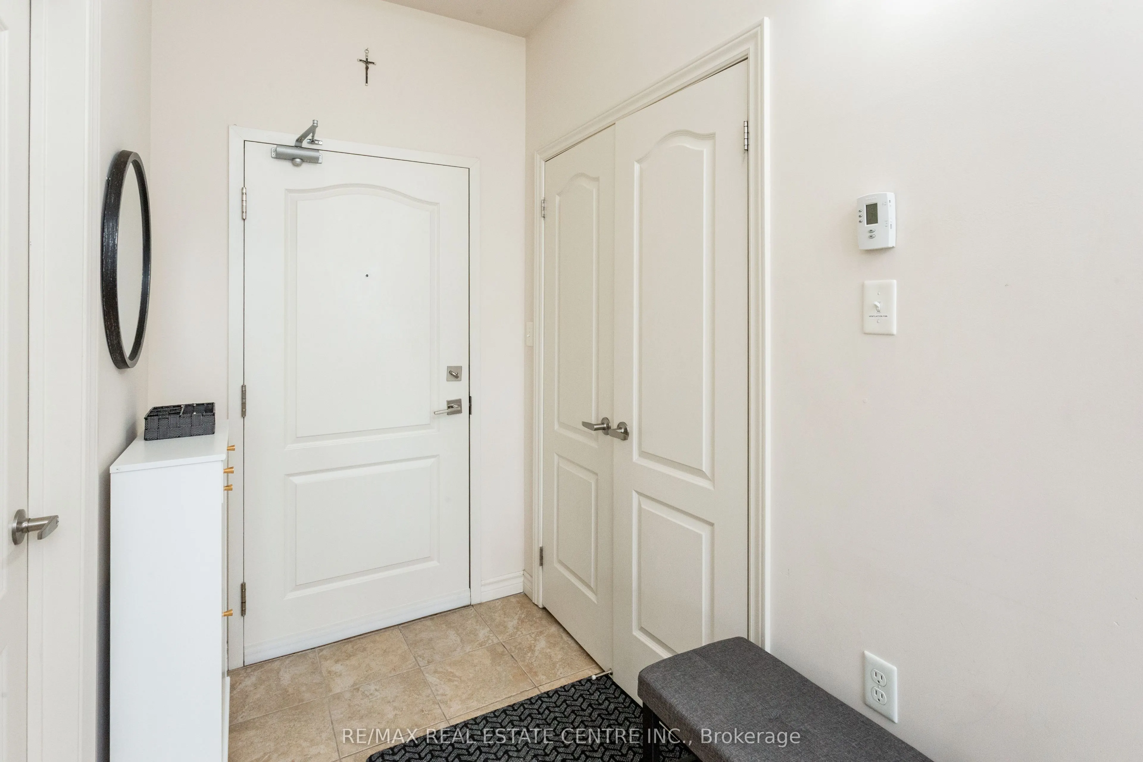 1460 Main Street E #412