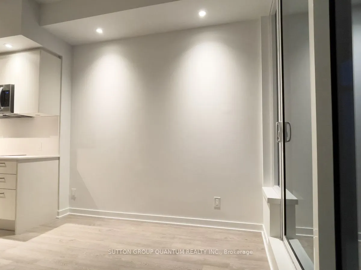 1928 Lakeshore Boulevard W #3208