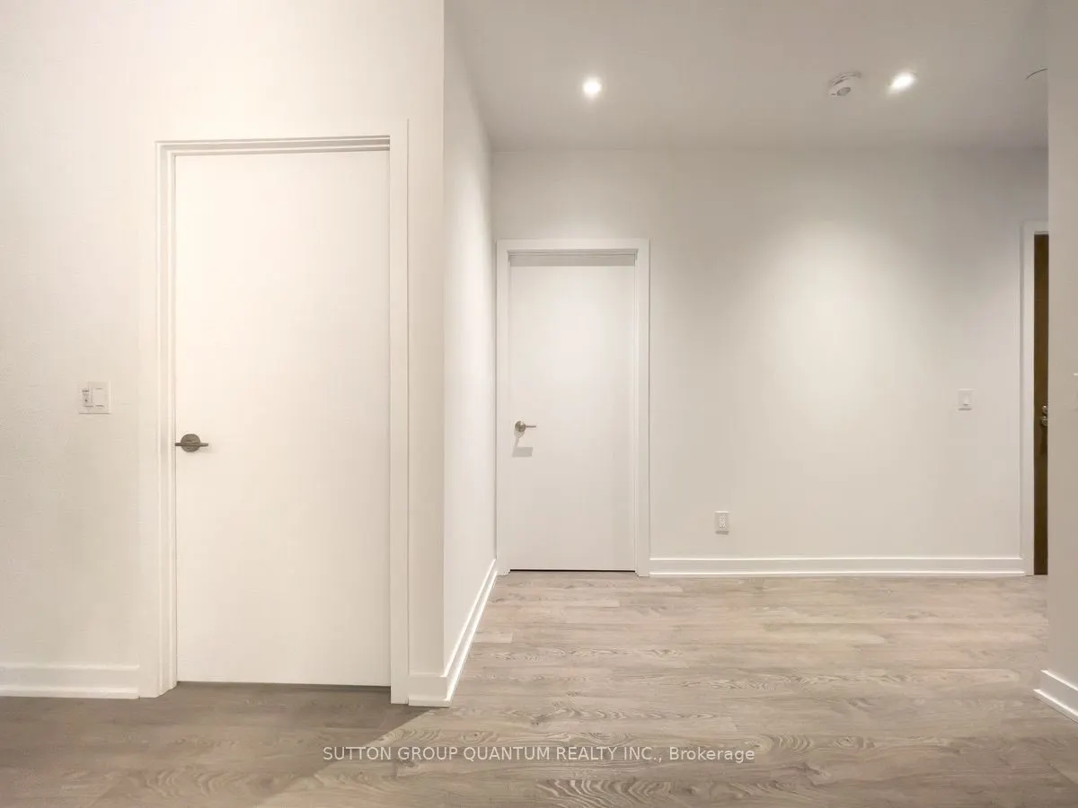 1928 Lakeshore Boulevard W #3208