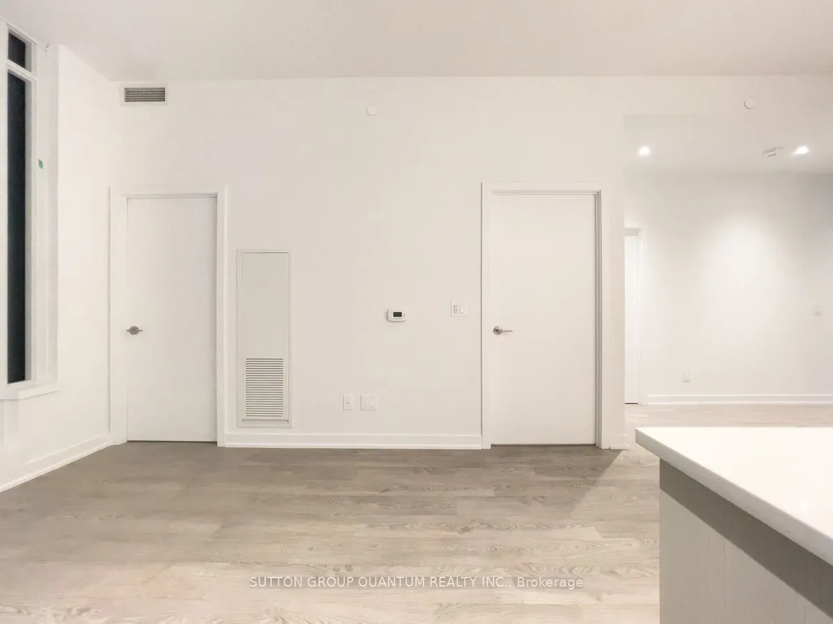 1928 Lakeshore Boulevard W #3208