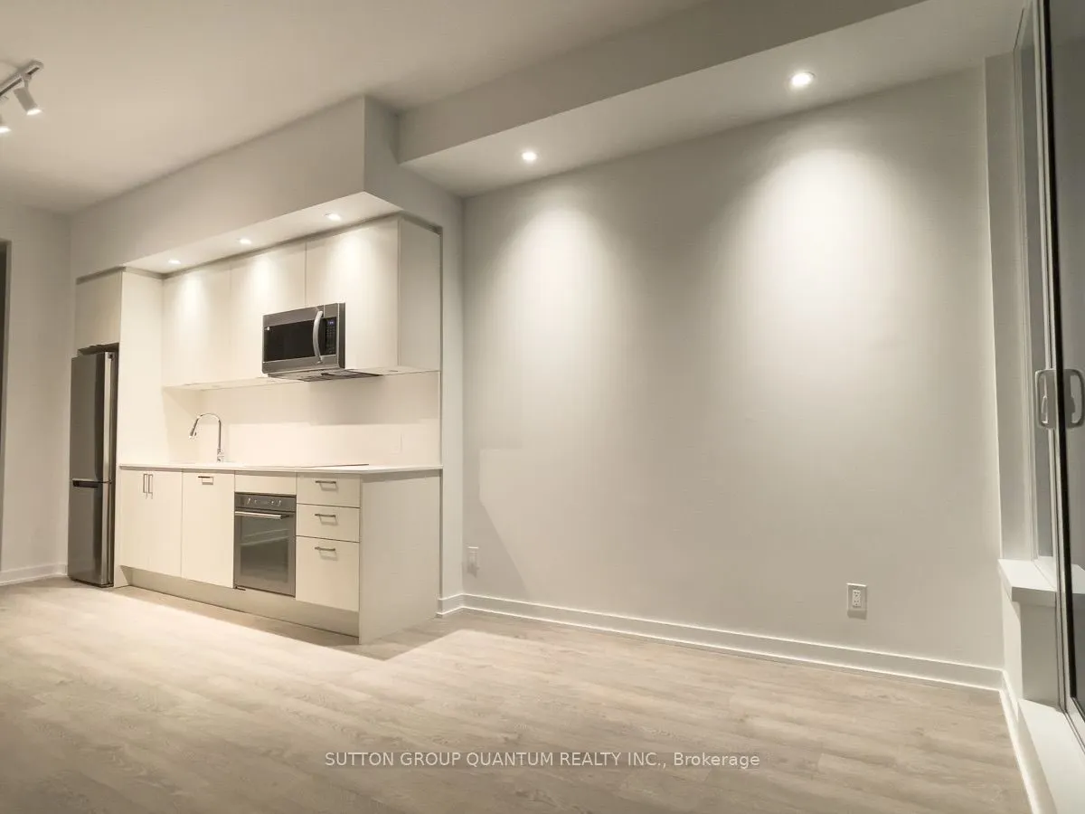 1928 Lakeshore Boulevard W #3208