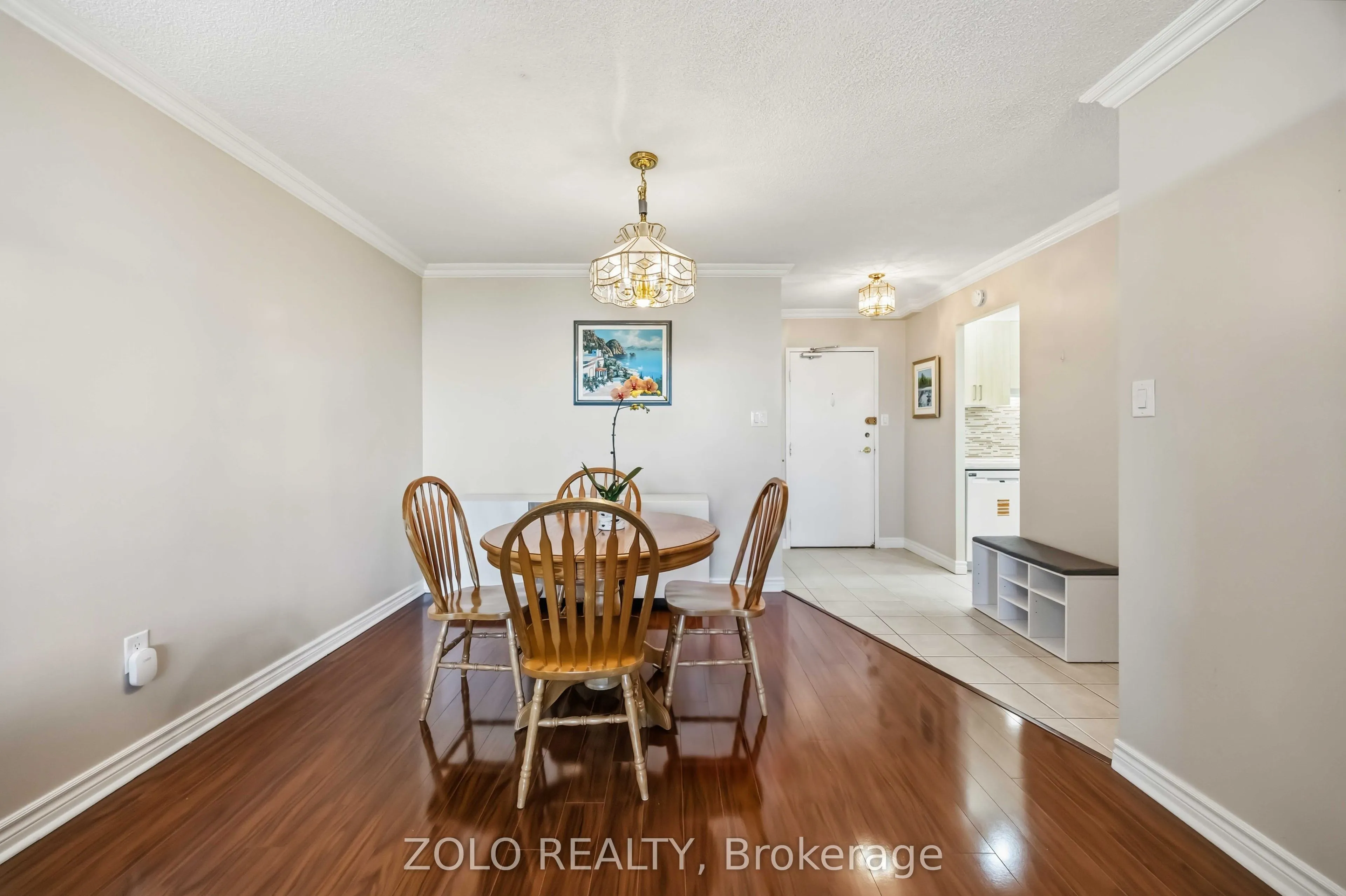 812 Burnhamthorpe Road #2003