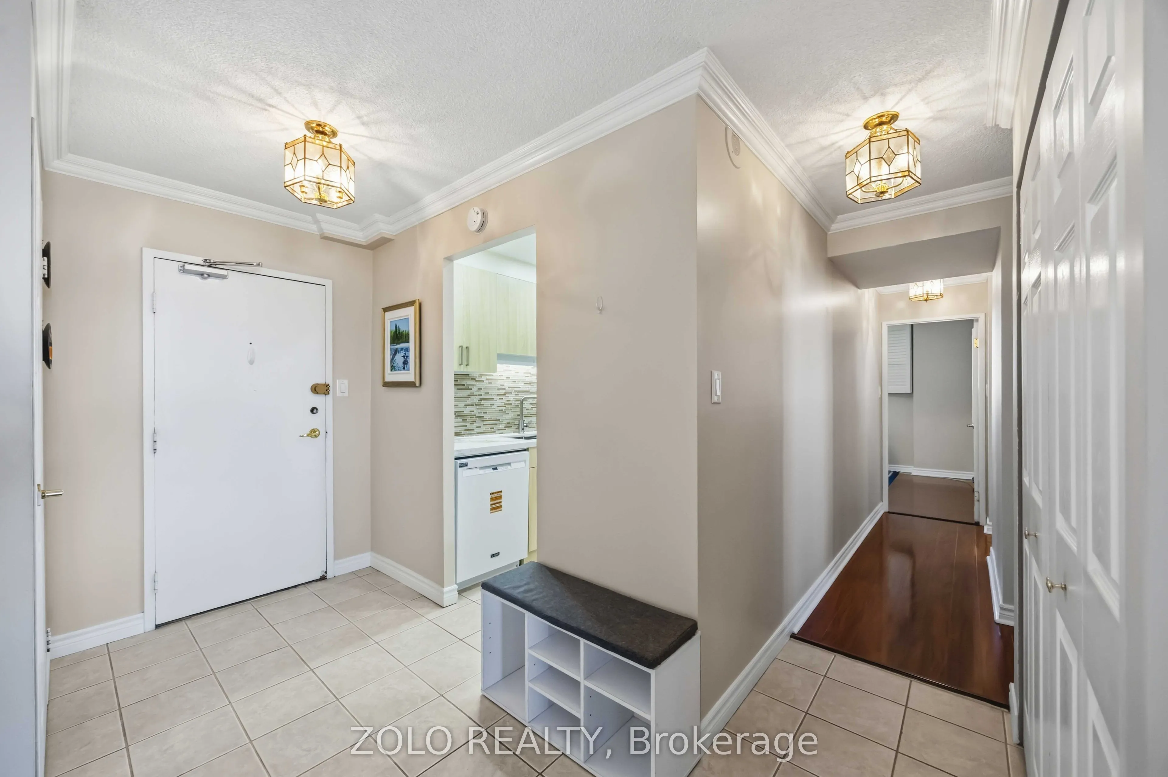 812 Burnhamthorpe Road #2003