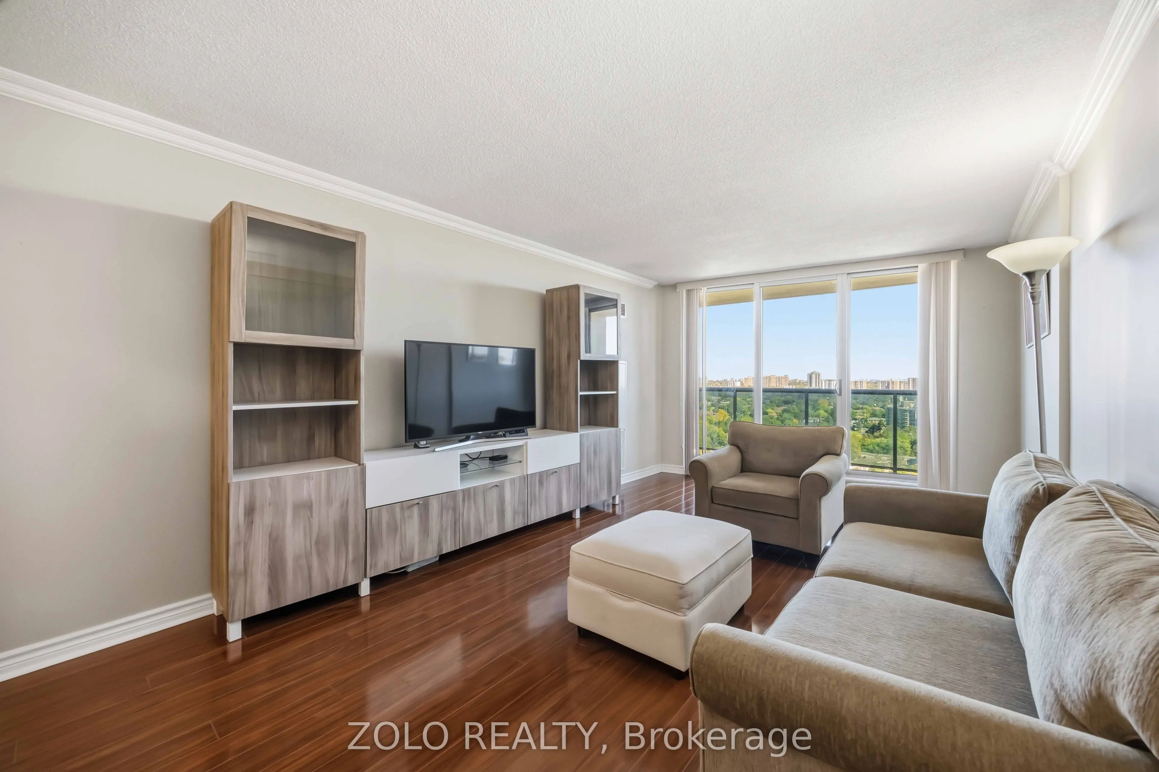 812 Burnhamthorpe Road #2003