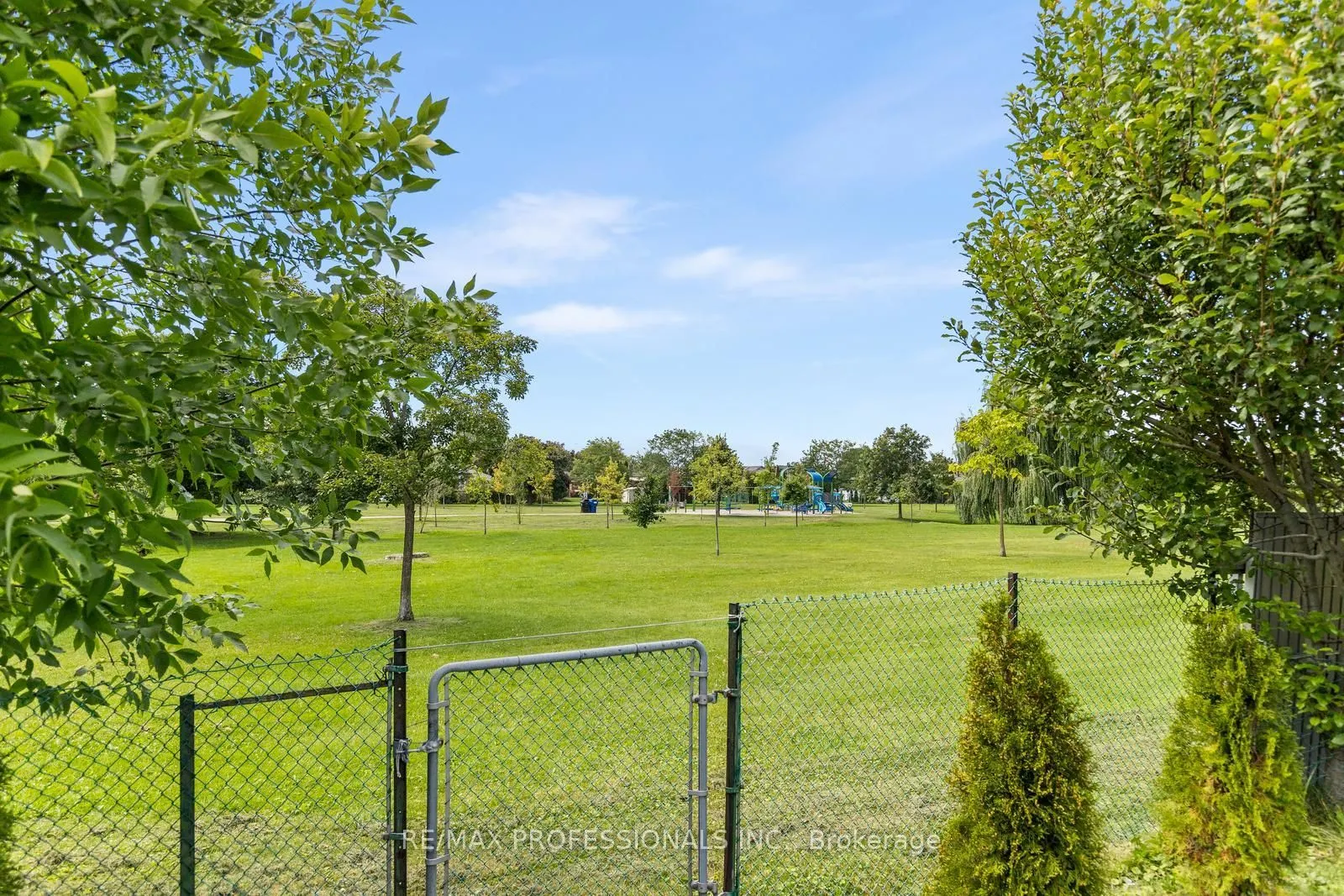 122 Treeview Drive