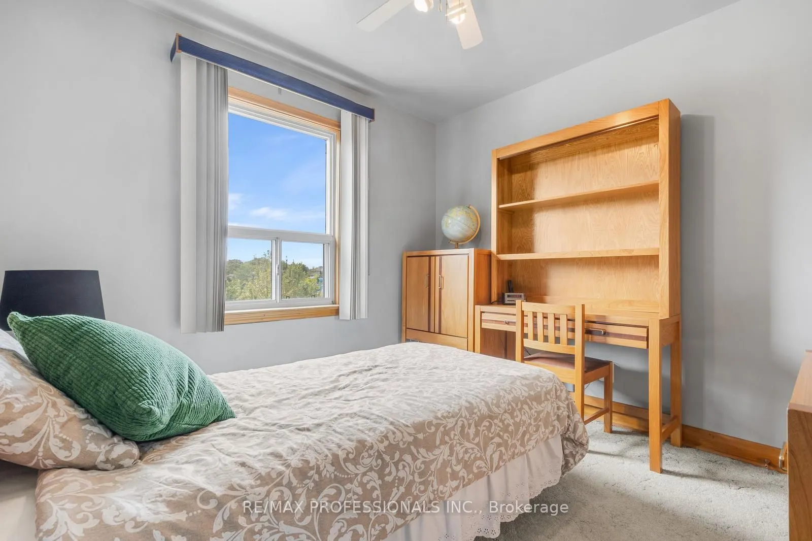 122 Treeview Drive