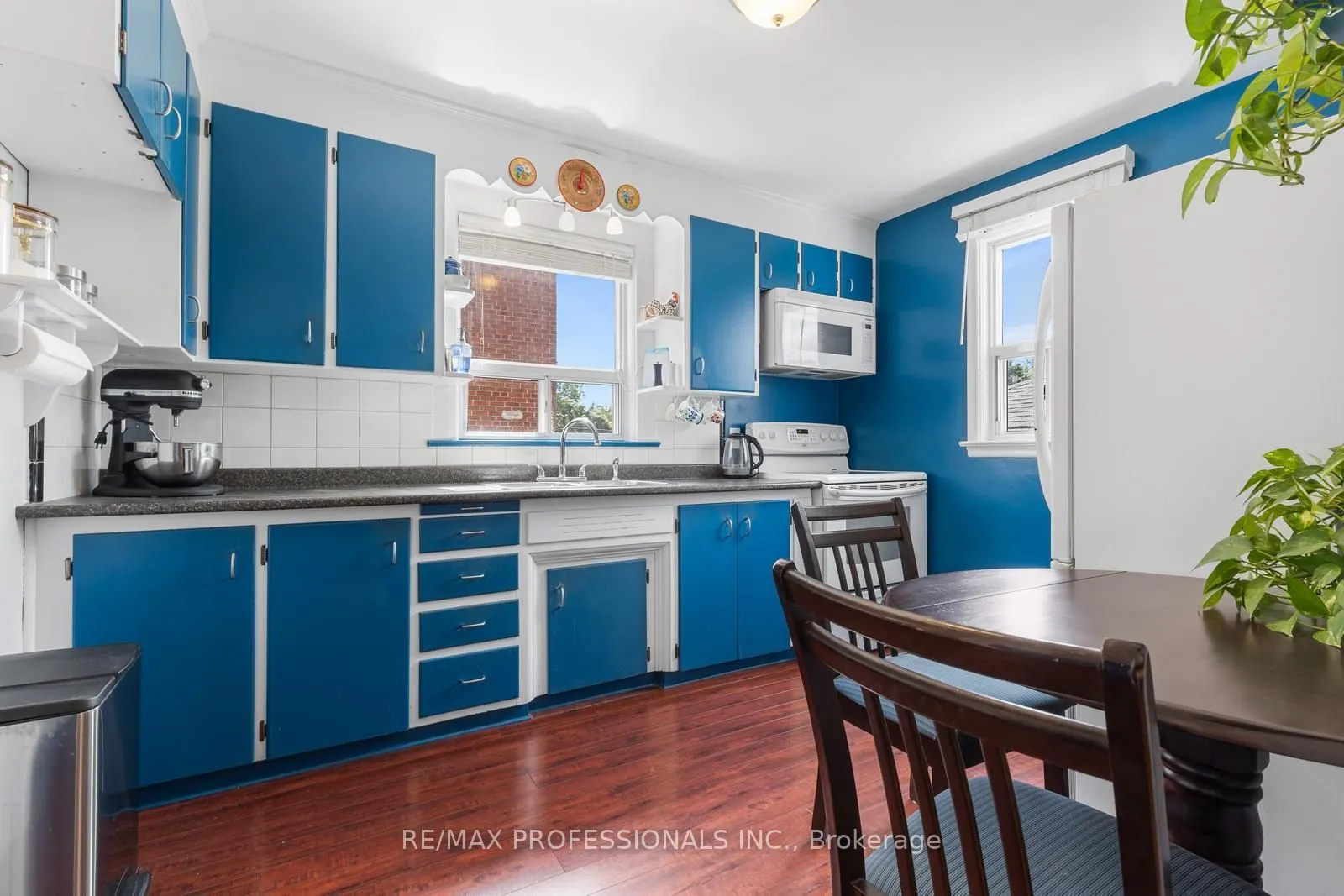 122 Treeview Drive