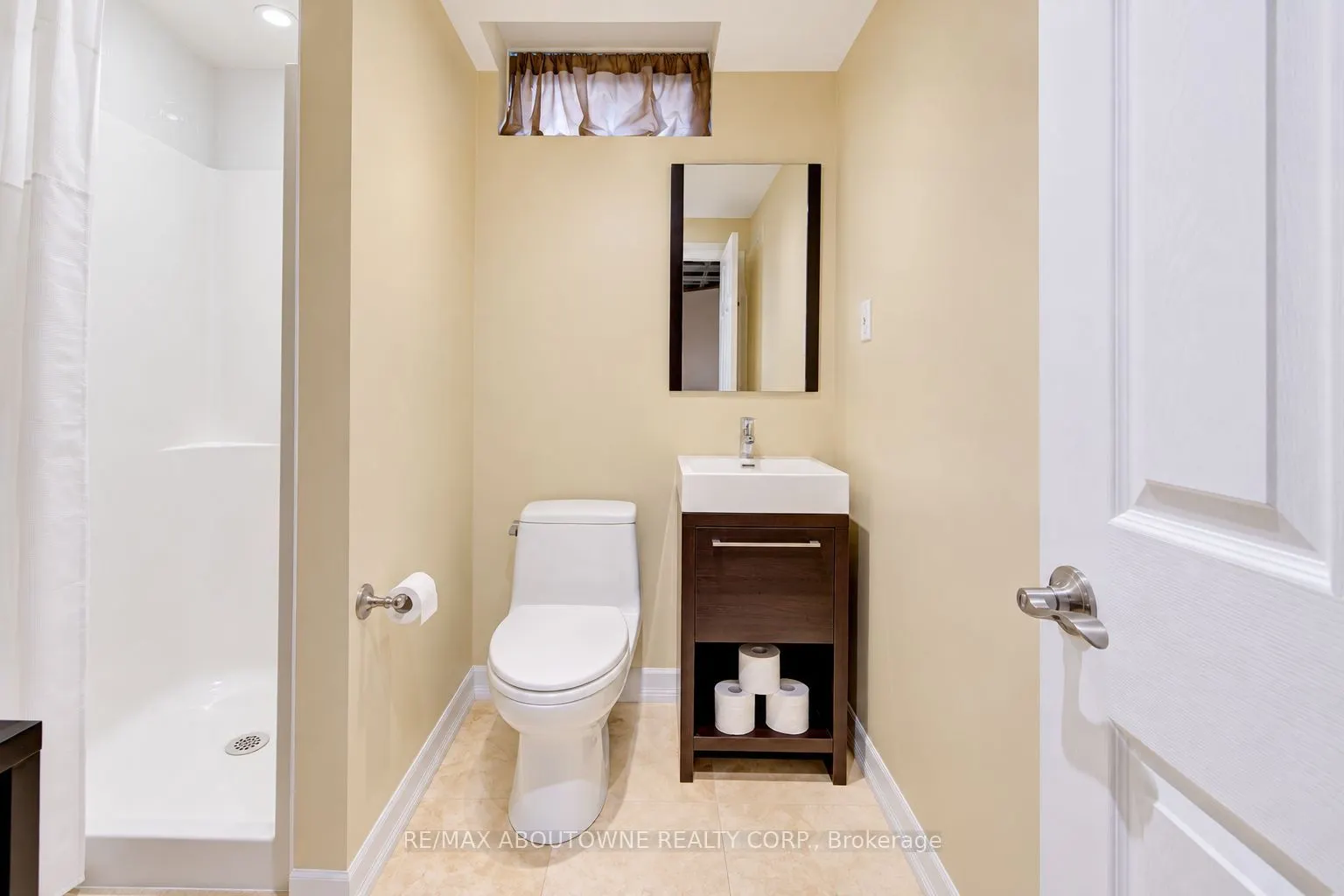 3668 Colonial Drive