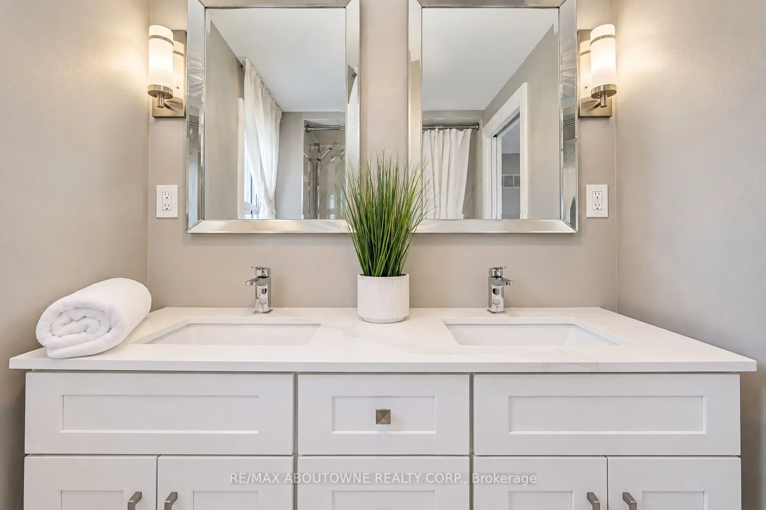 3668 Colonial Drive