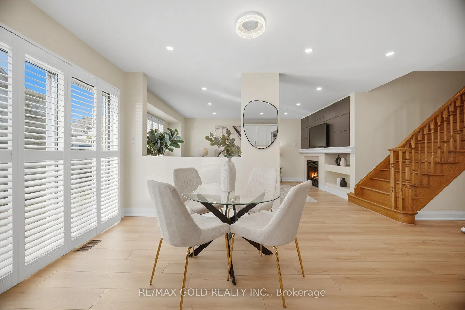 5566 Broadpath Gate