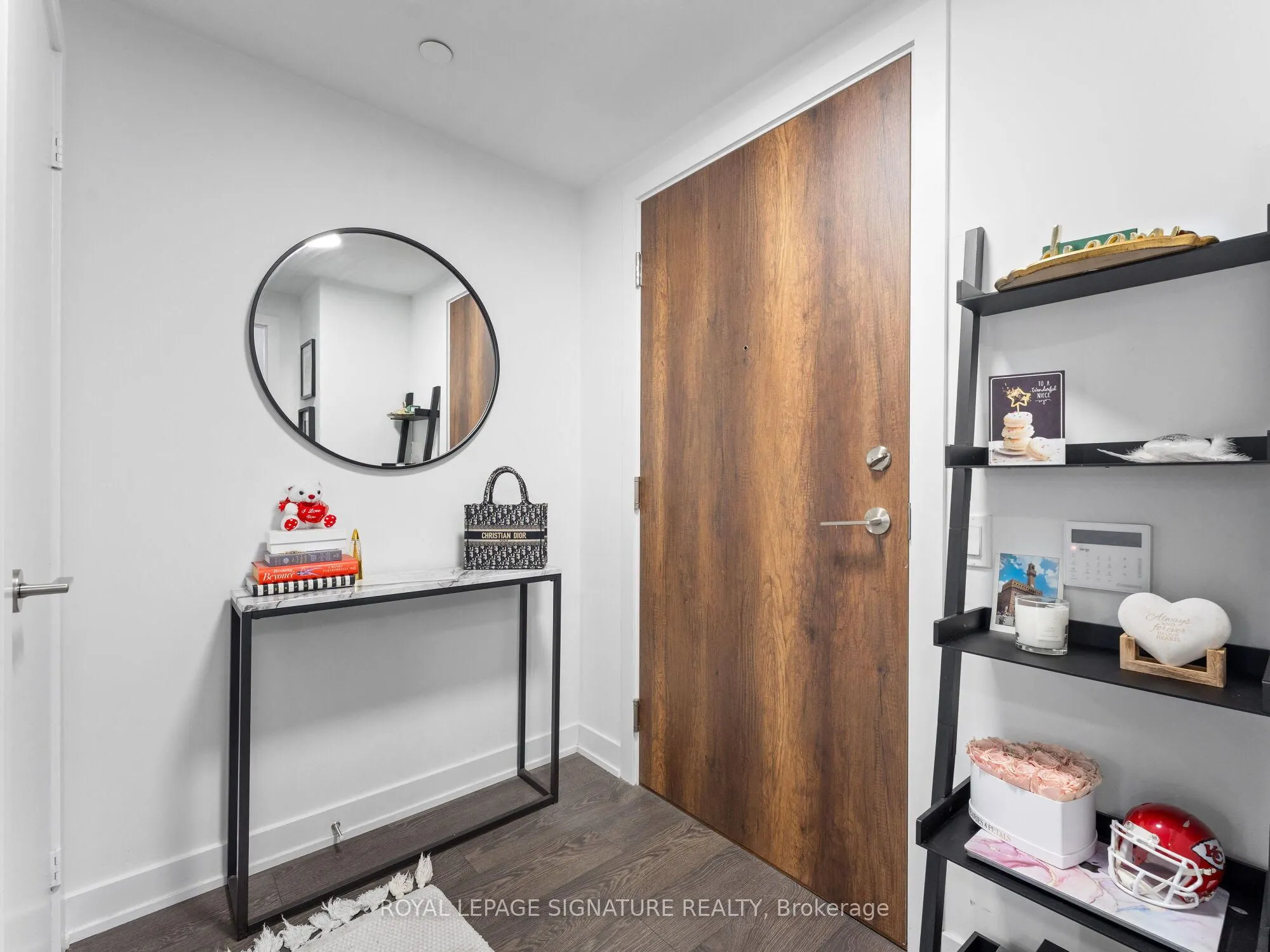 251 Manitoba Street S #132