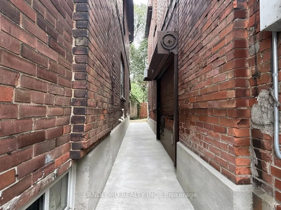 589 Annette Street #BSMT