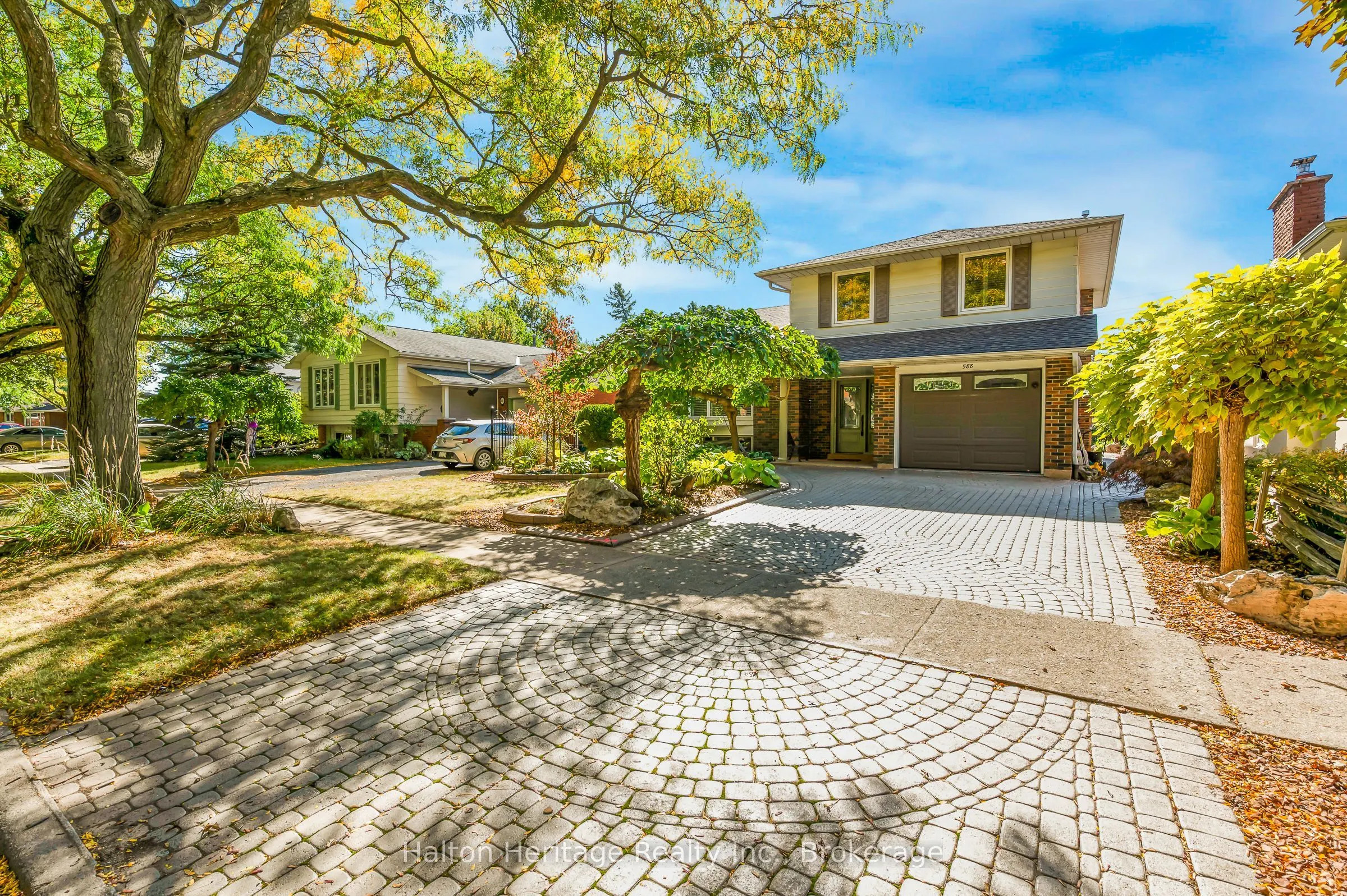 588 Louise Drive