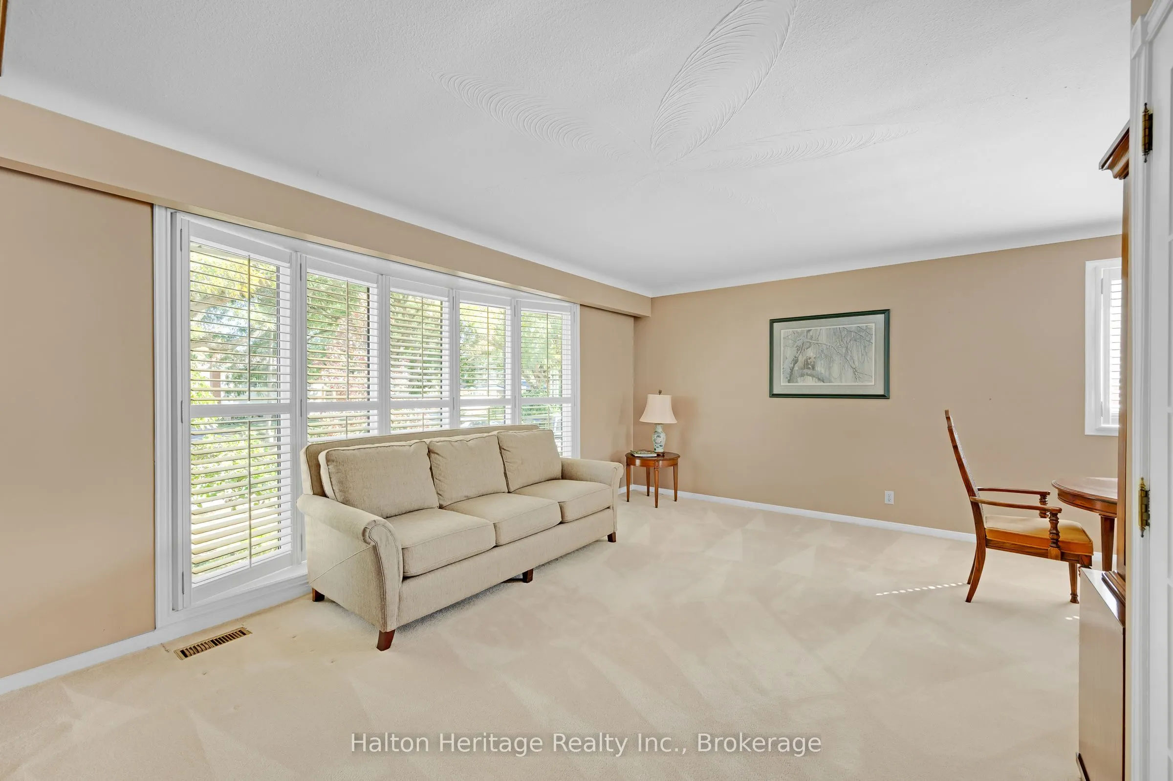 588 Louise Drive