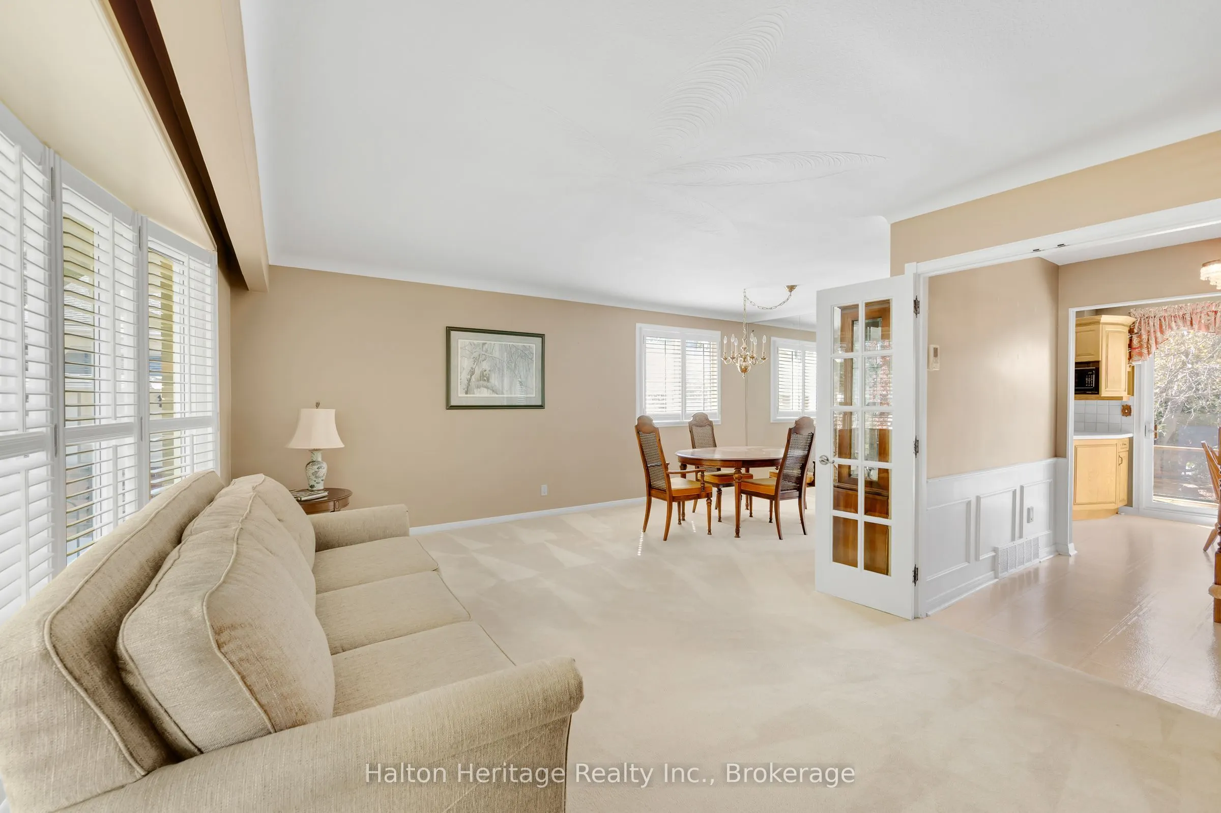 588 Louise Drive