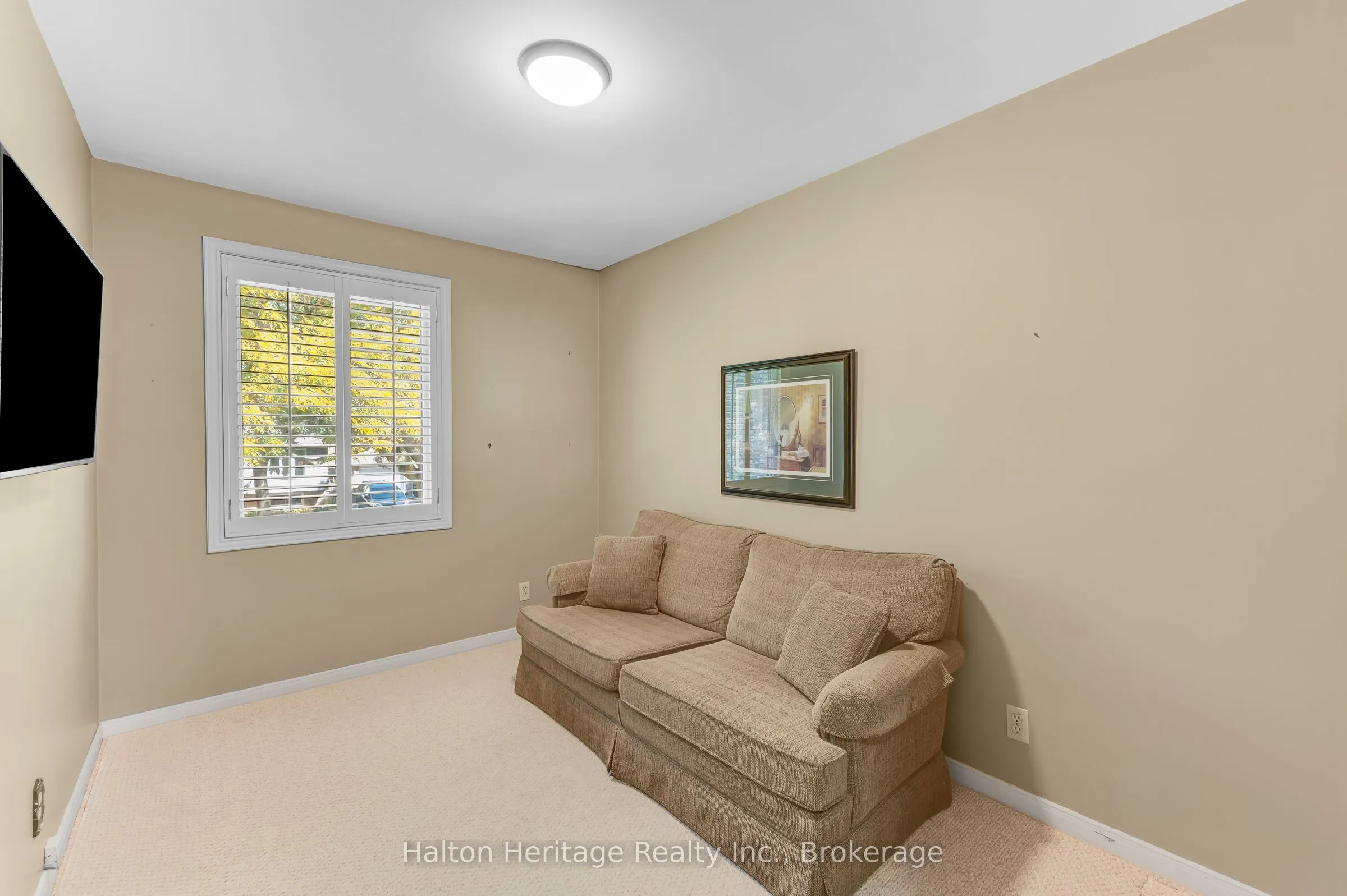 588 Louise Drive