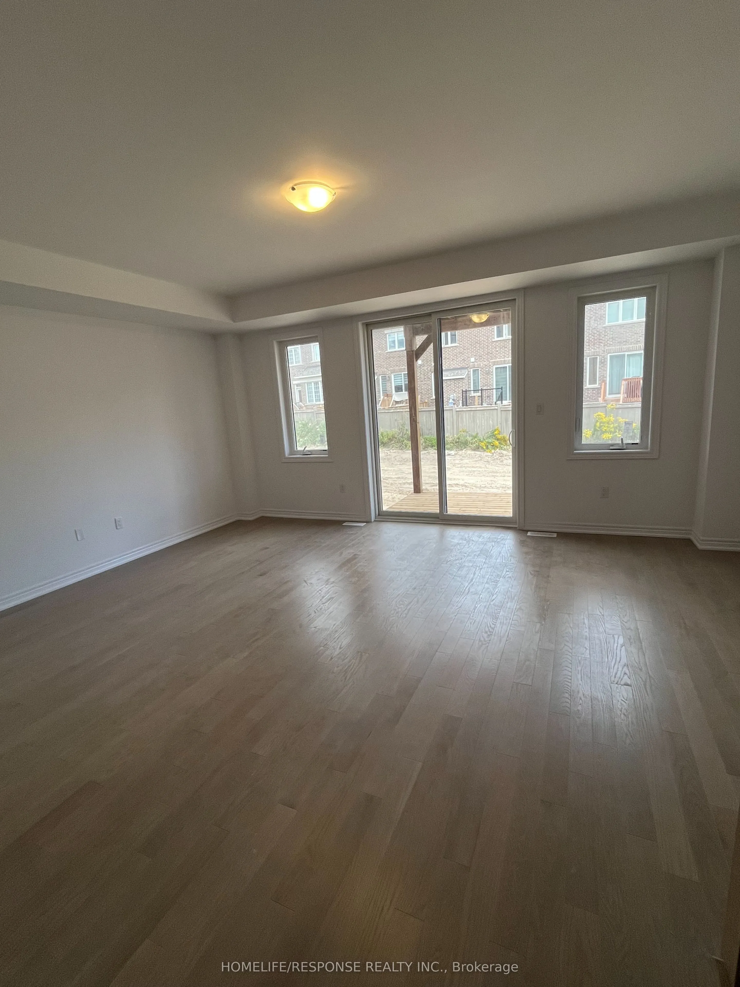 3573 POST Road