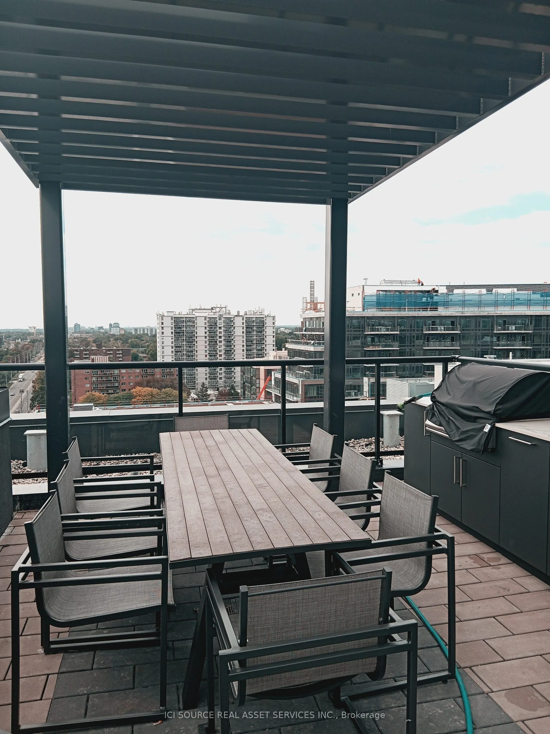 1381 Lakeshore Road E #525