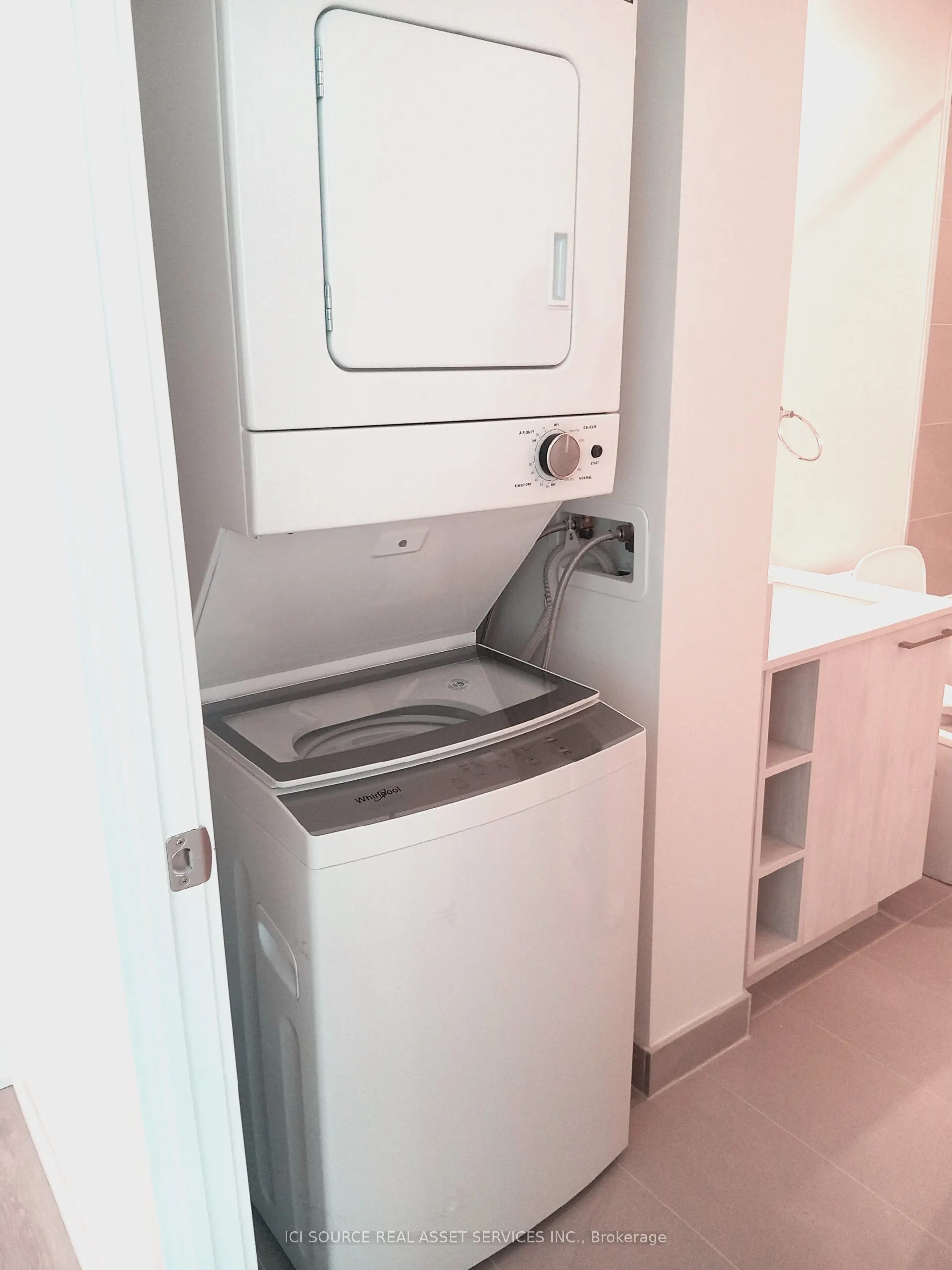 1381 Lakeshore Road E #525