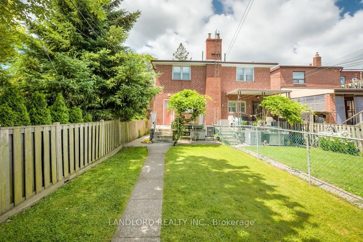 85 Greenlaw Avenue