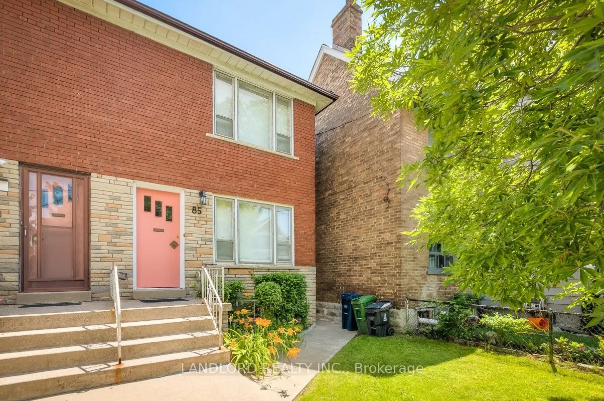 85 Greenlaw Avenue