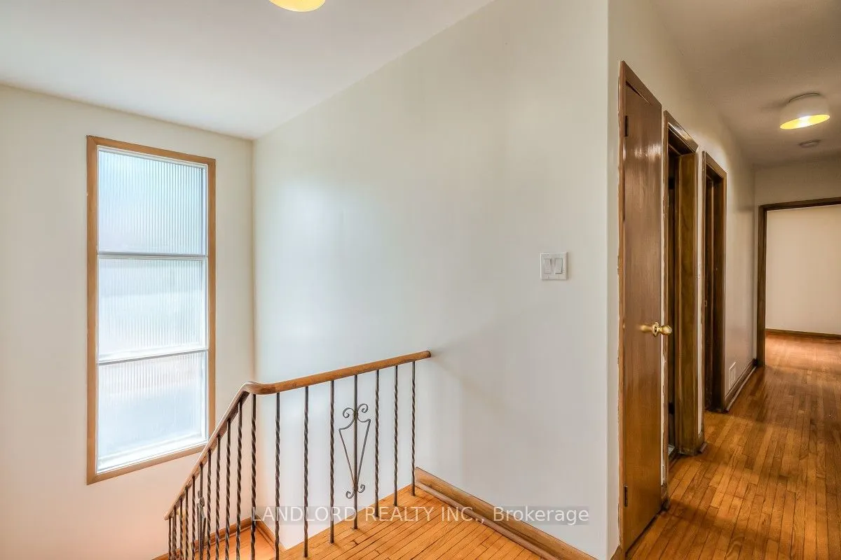 85 Greenlaw Avenue