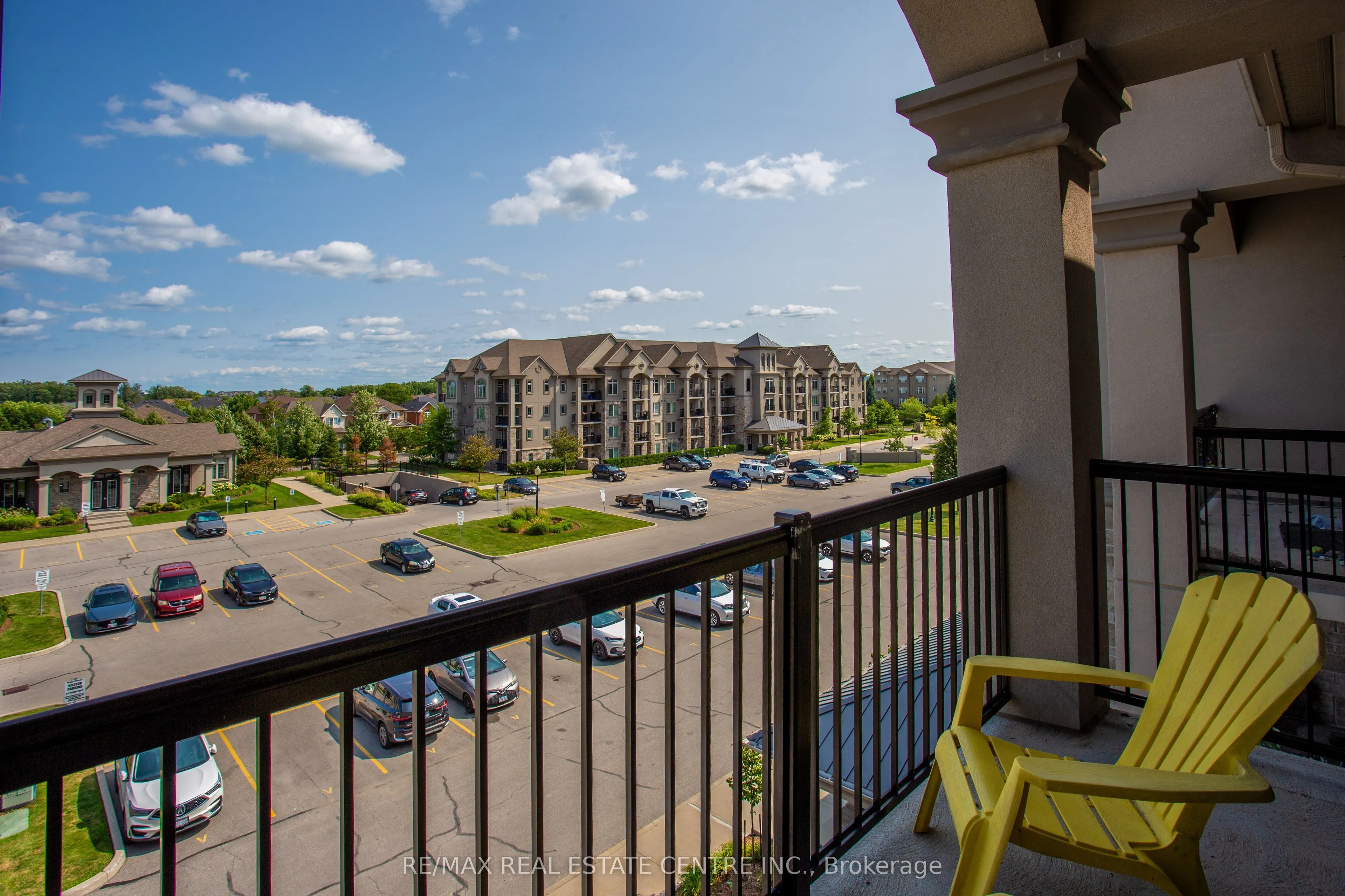 1460 Main Street E #412