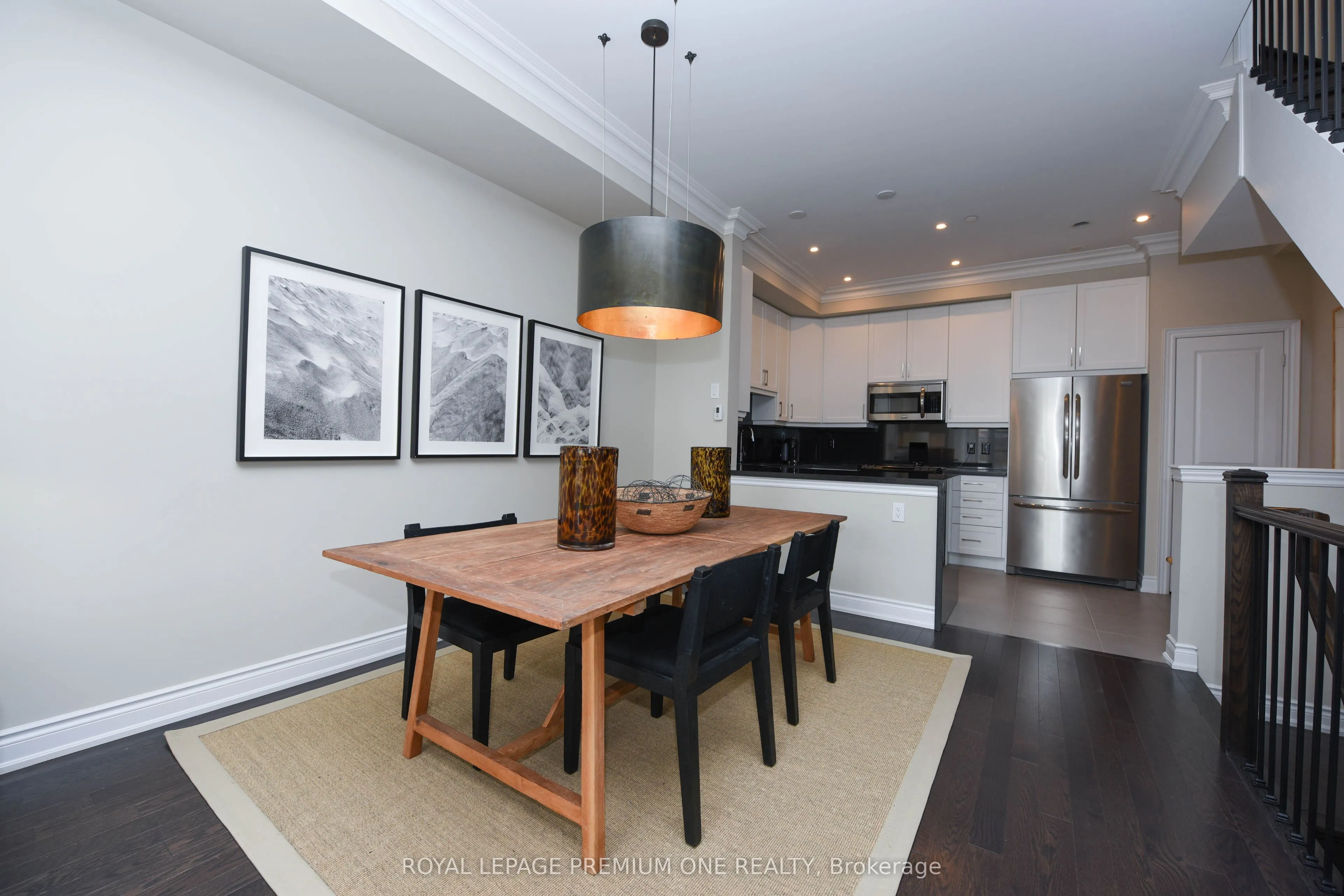 6A ACORN Avenue