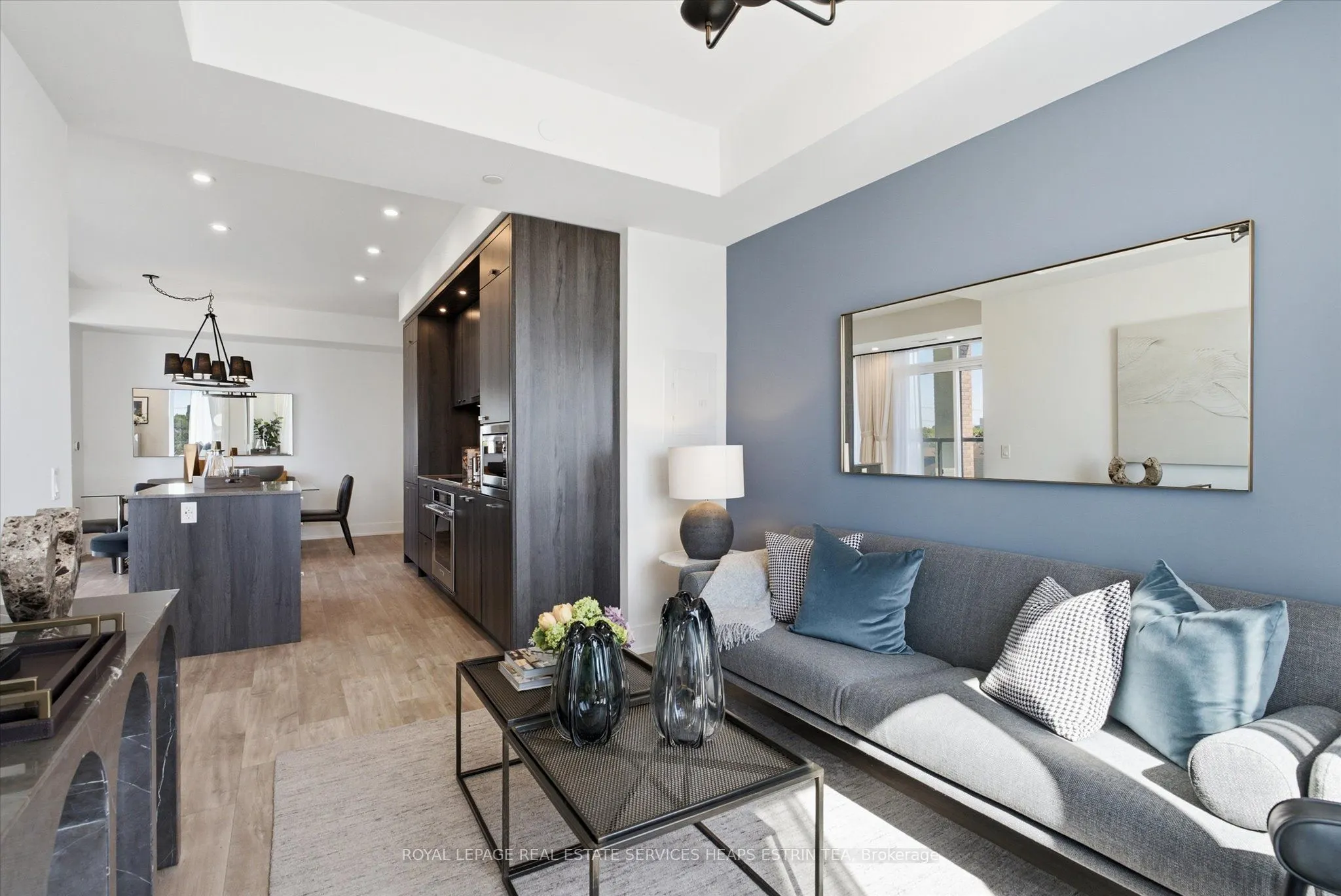 858 Dupont Street #328
