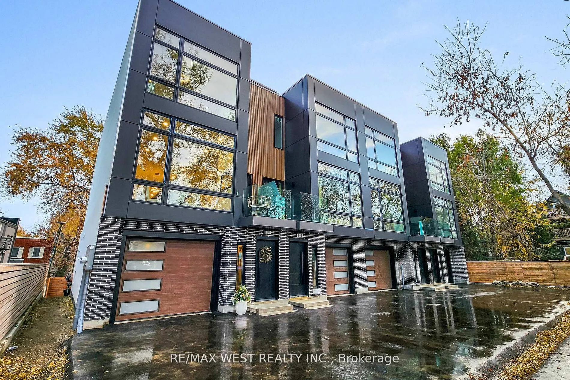 2639R Dundas Street W #3