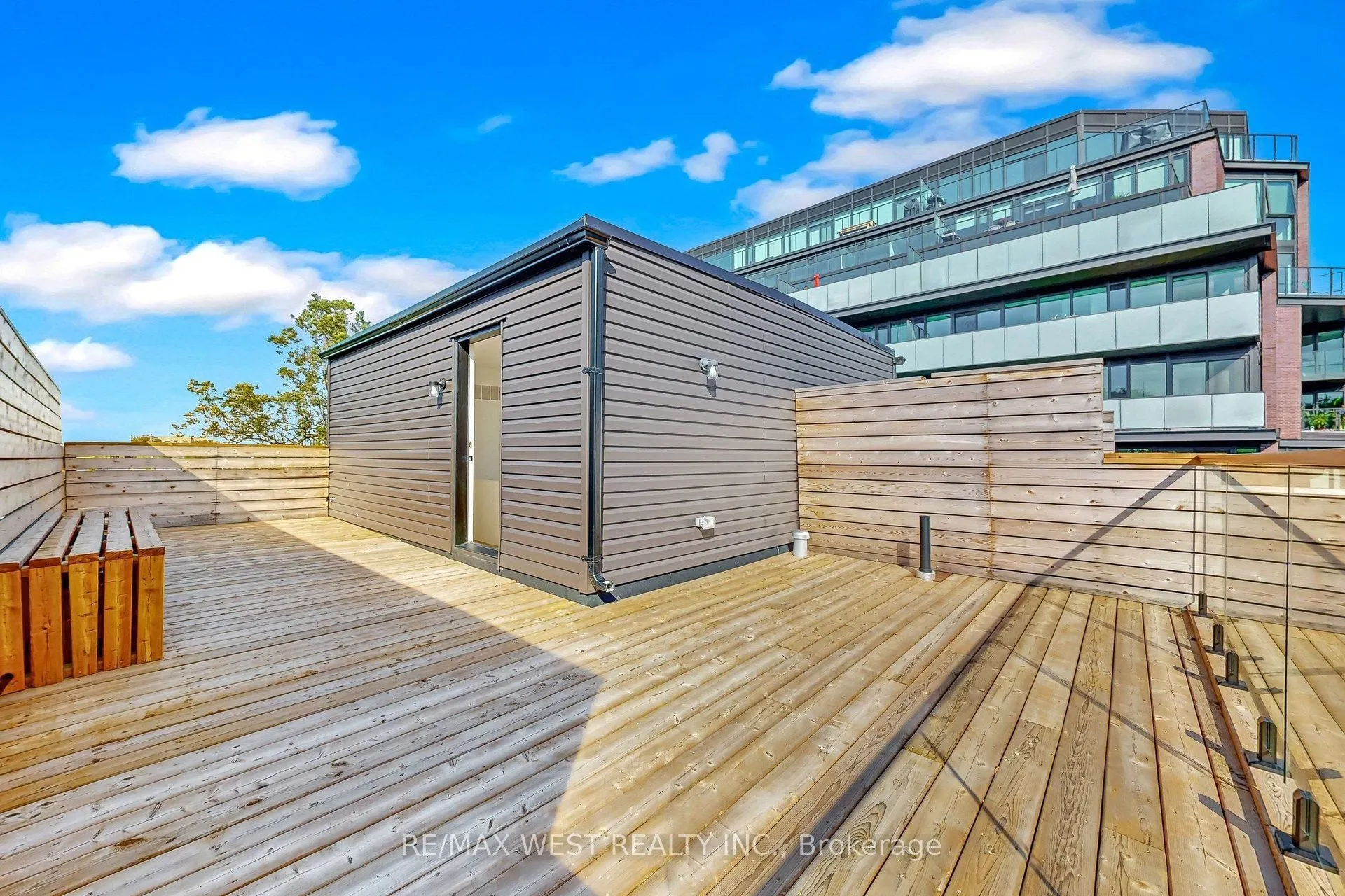 2639R Dundas Street W #3