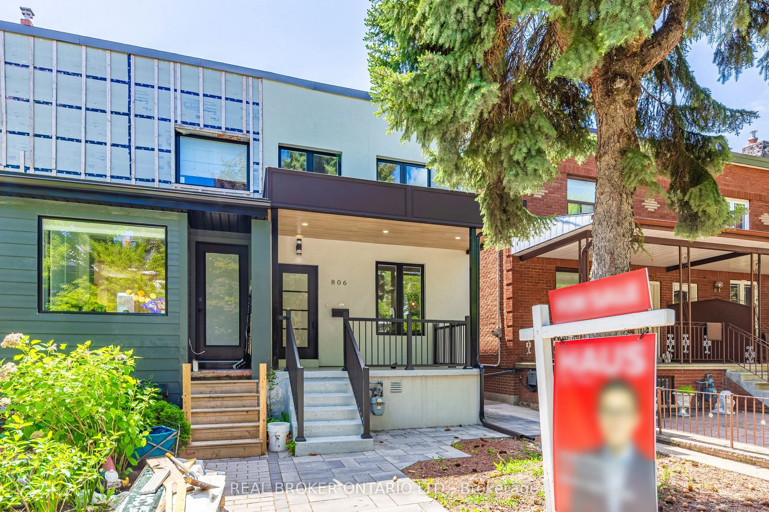 806 Gladstone Avenue