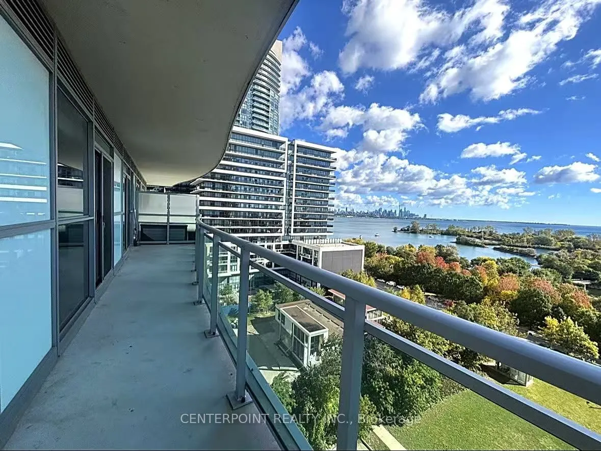 33 Shore Breeze Drive #810