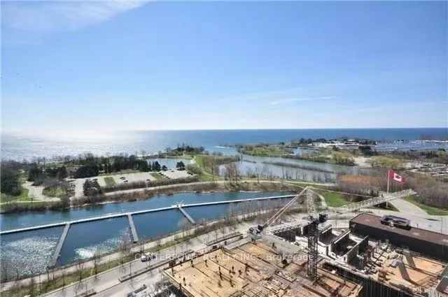 33 Shore Breeze Drive #810