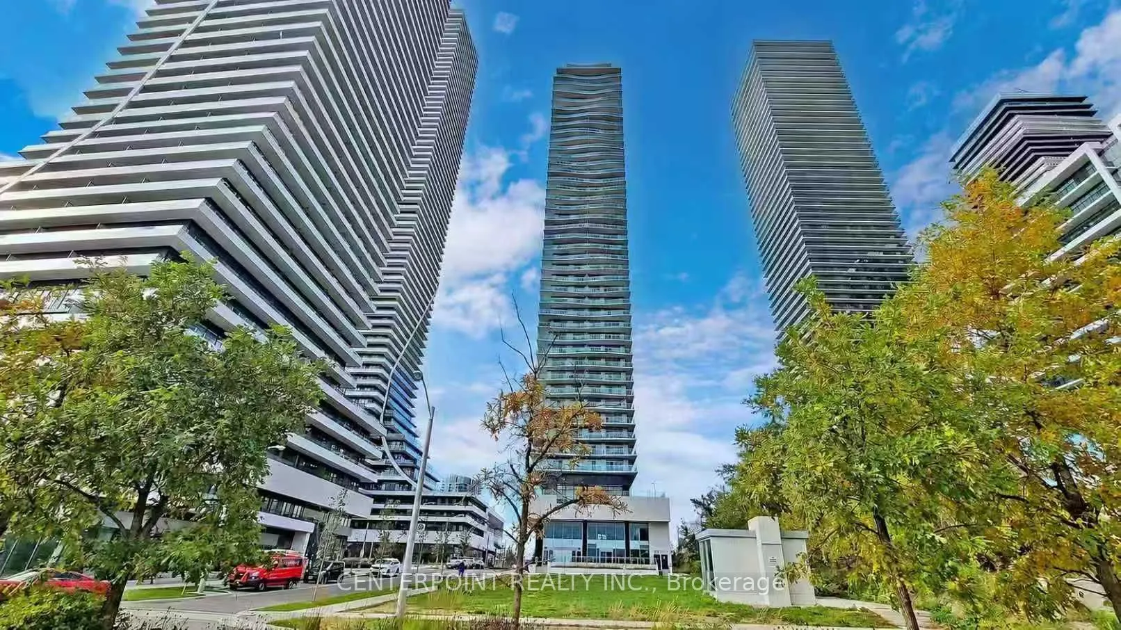 33 Shore Breeze Drive #810