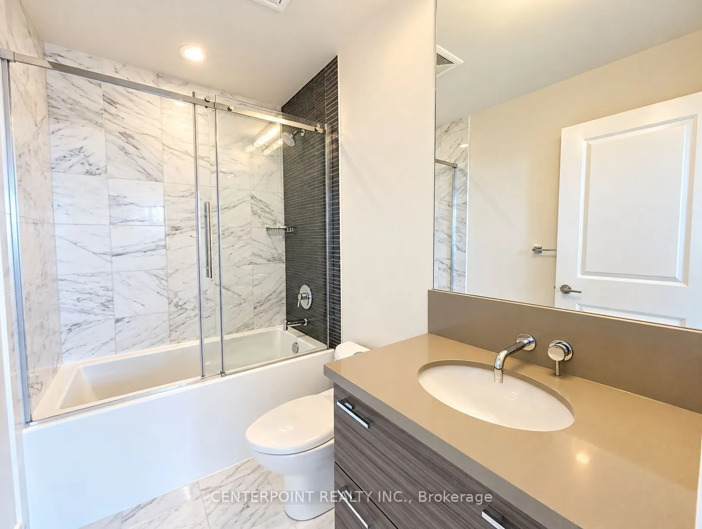 33 Shore Breeze Drive #810