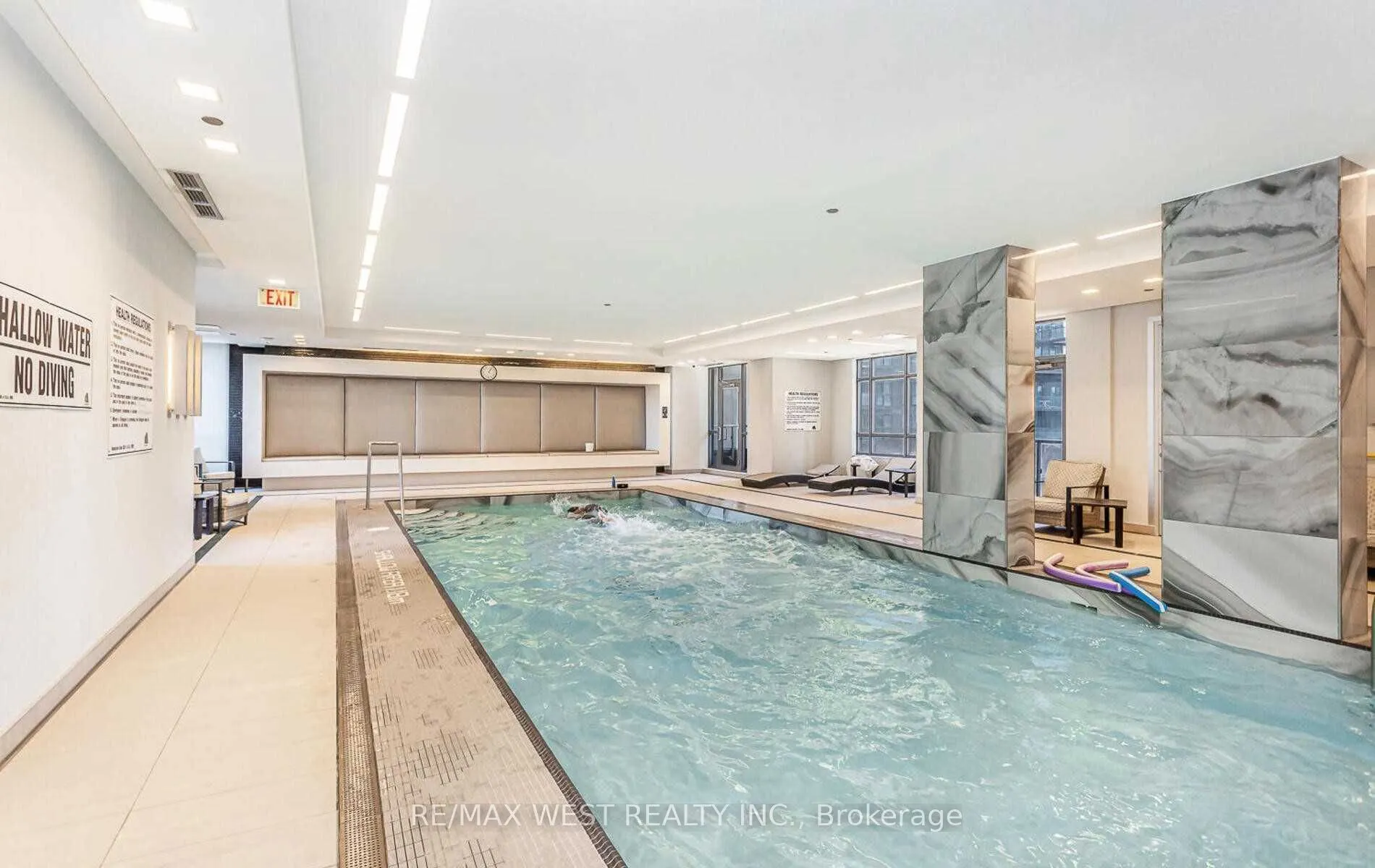 56 Annie Craig Drive #1901