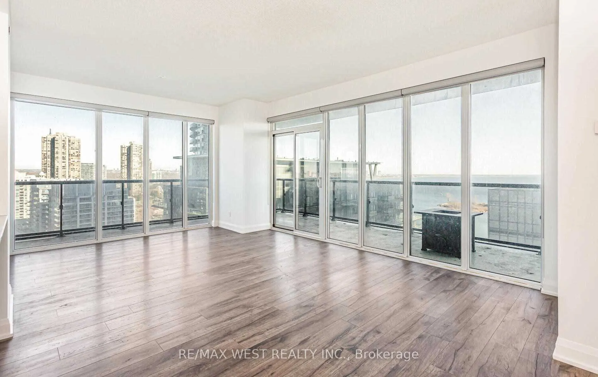 56 Annie Craig Drive #1901