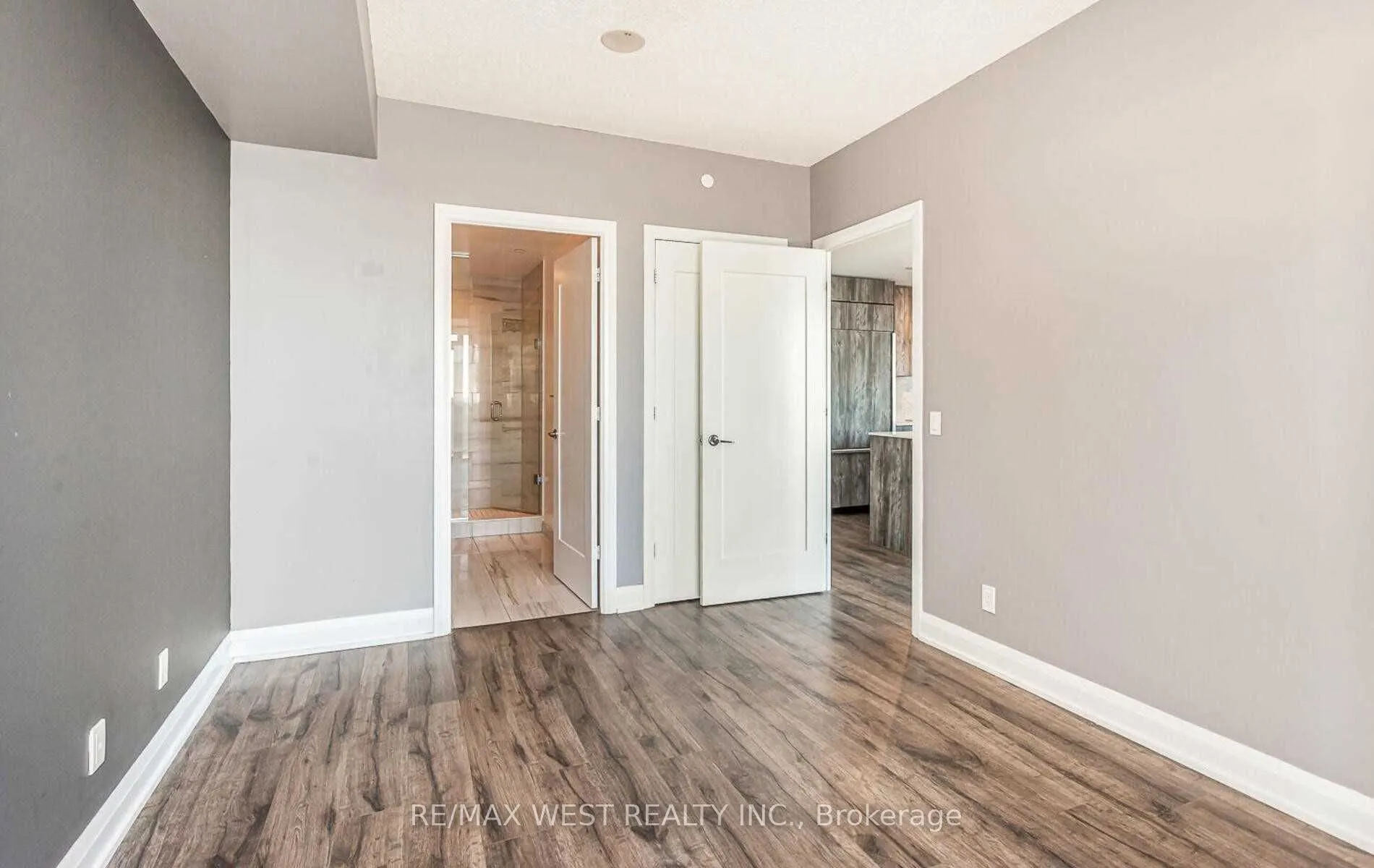 56 Annie Craig Drive #1901