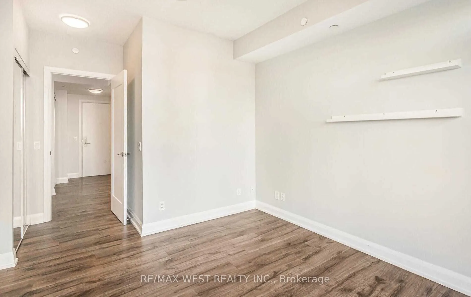 56 Annie Craig Drive #1901