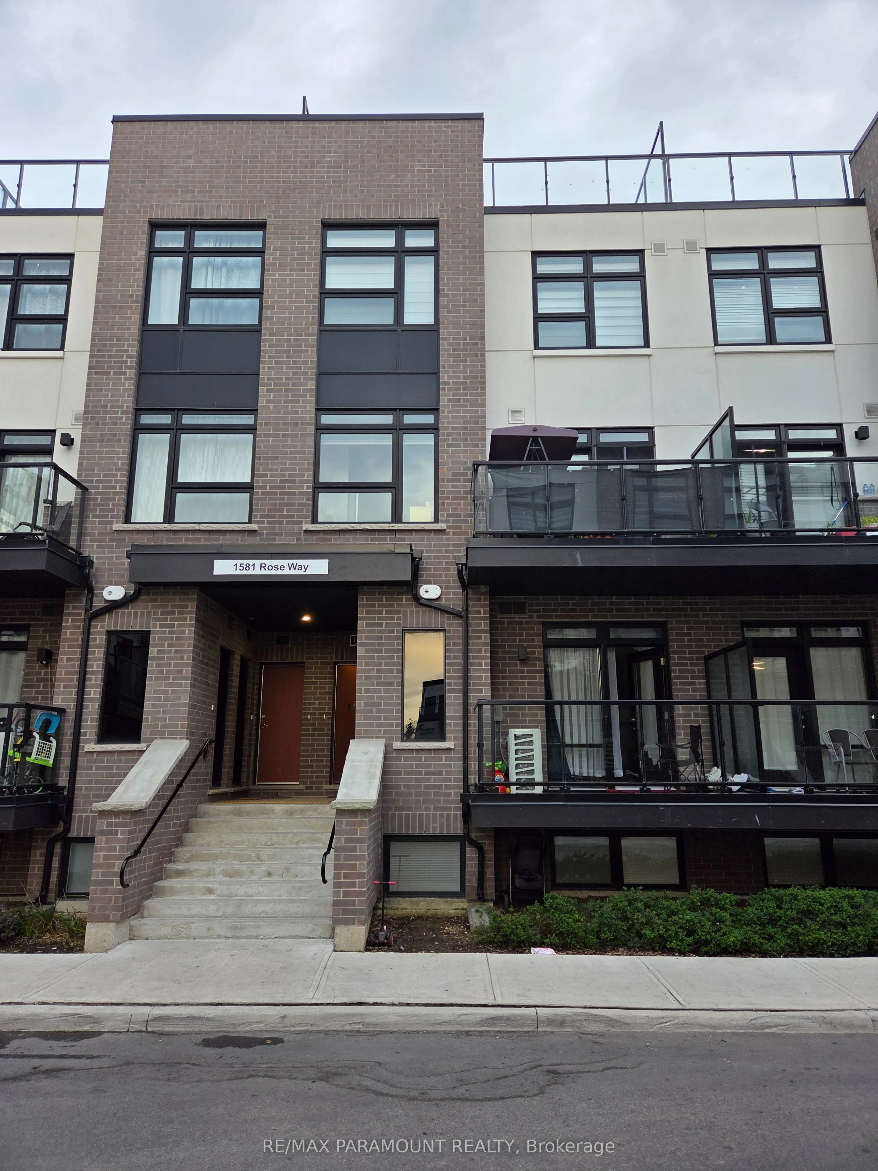 1581 Rose Way #117