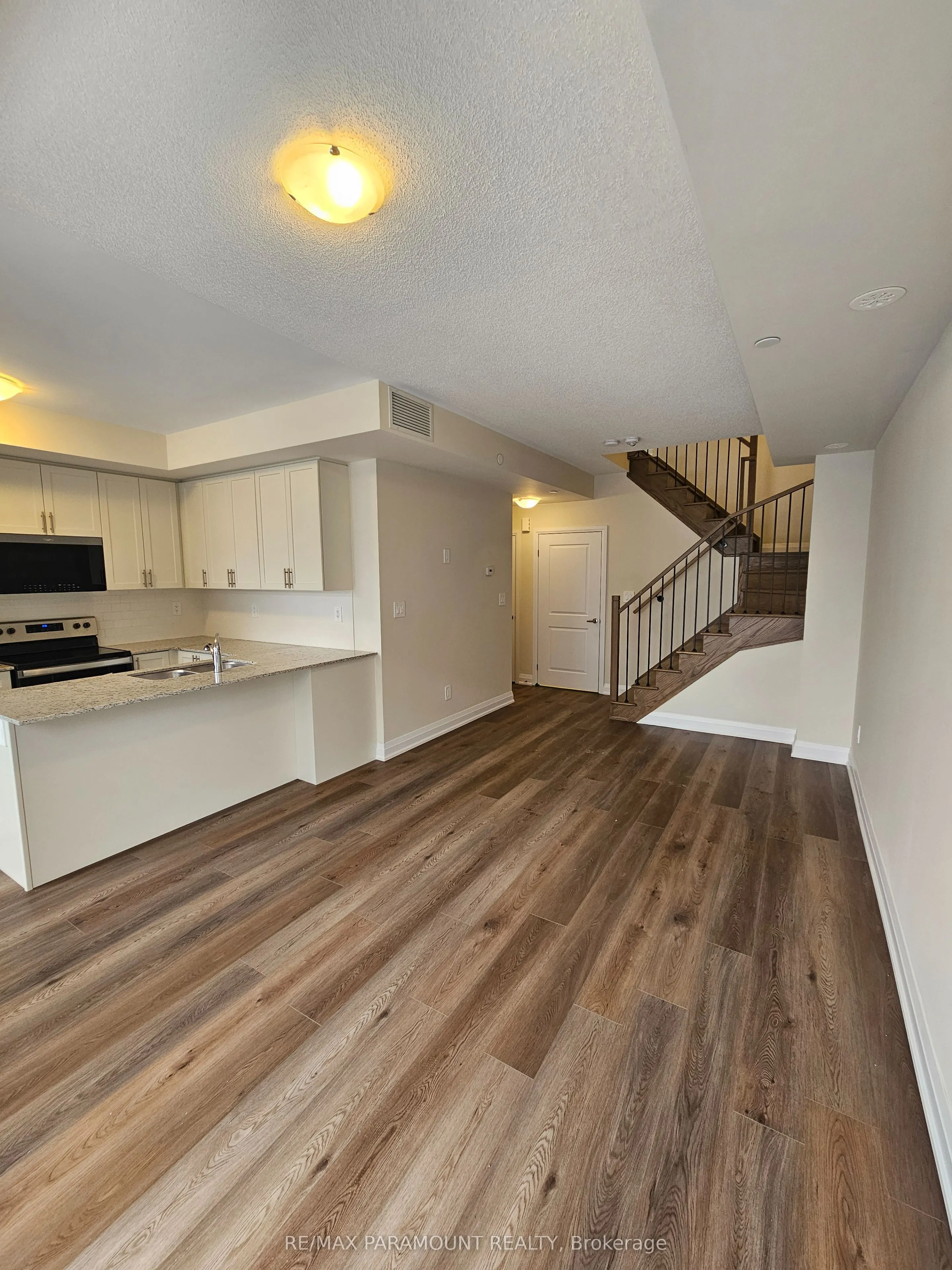 1581 Rose Way #117