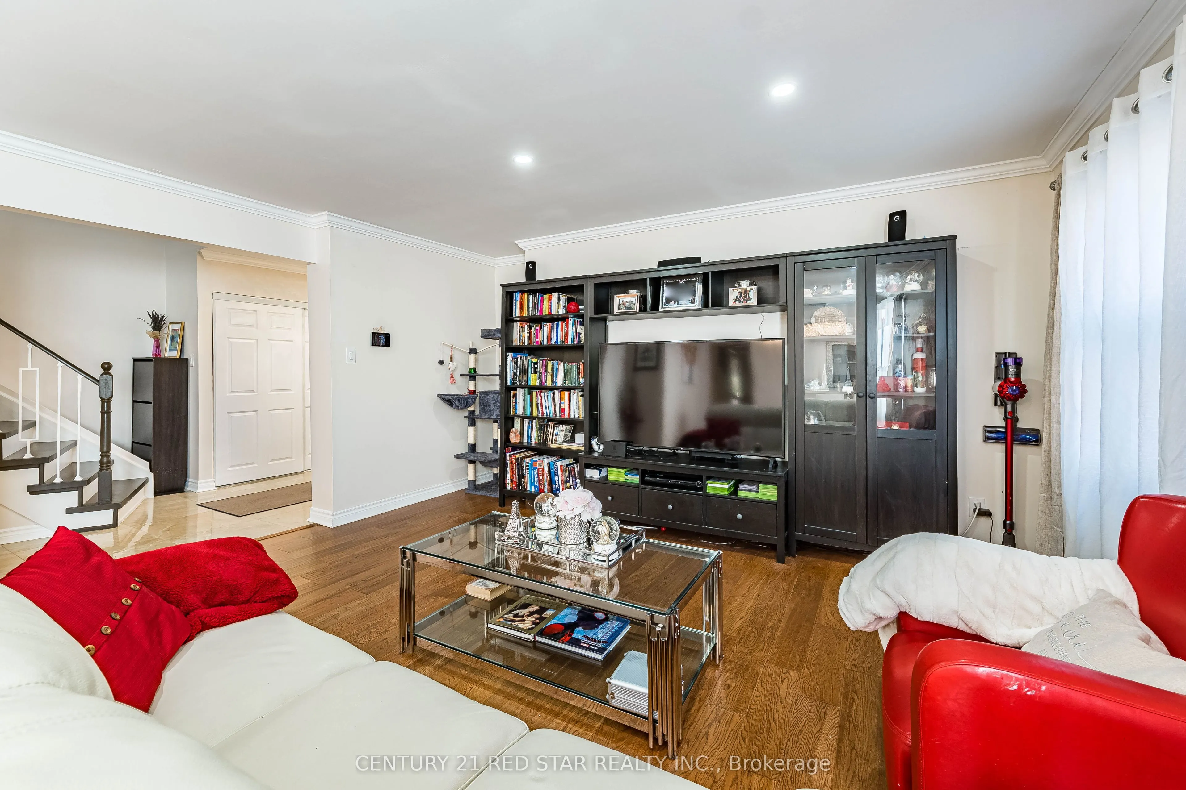 56 Fountainbridge Drive