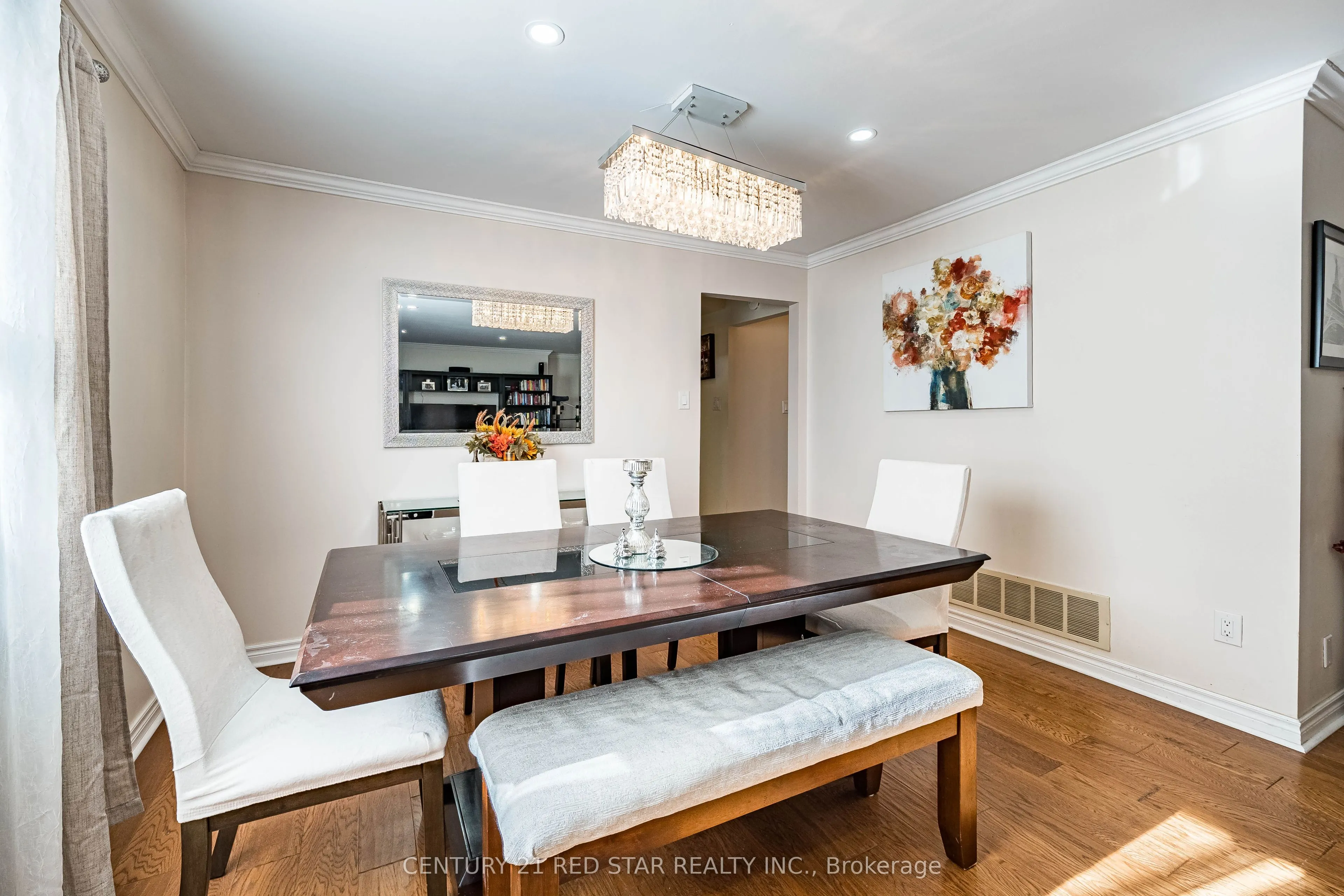 56 Fountainbridge Drive