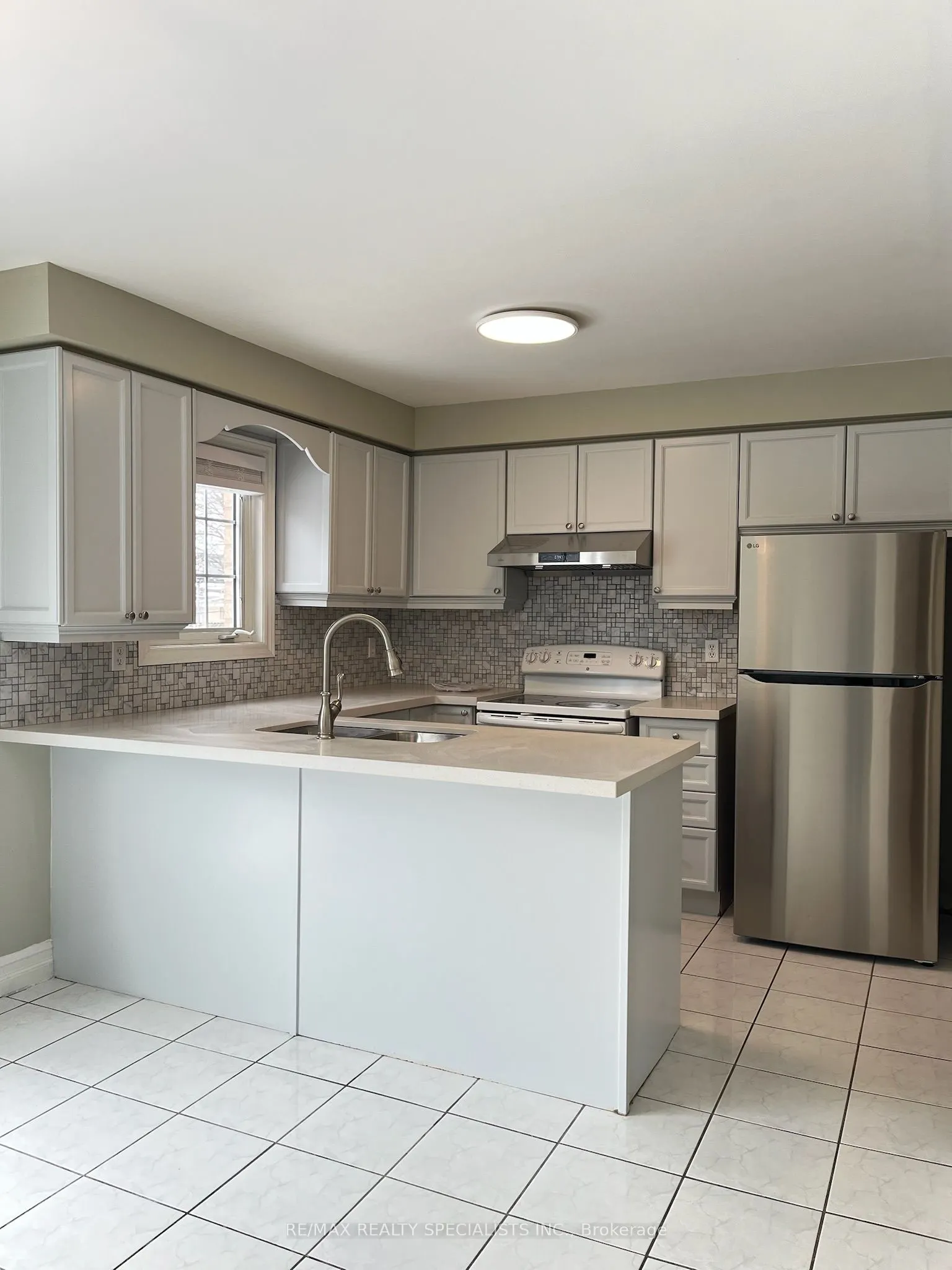5580 Creditrise Place