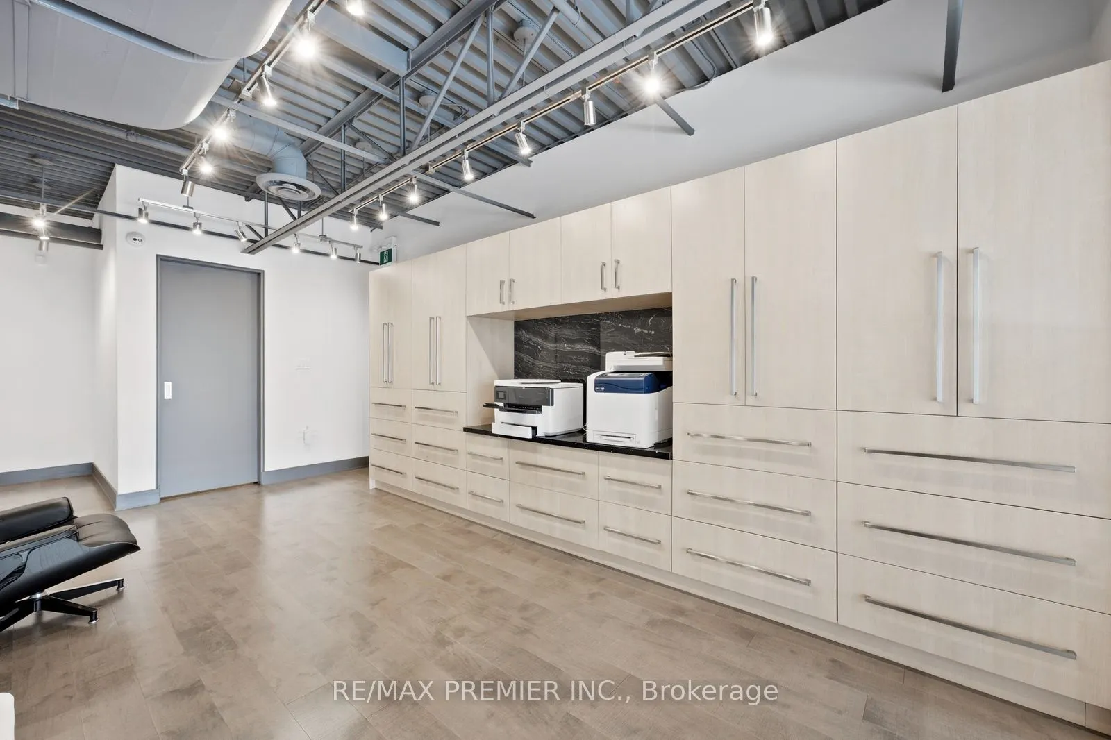 13 Kenview Boulevard #12
