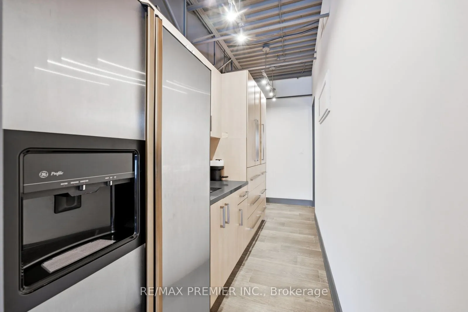 13 Kenview Boulevard #12