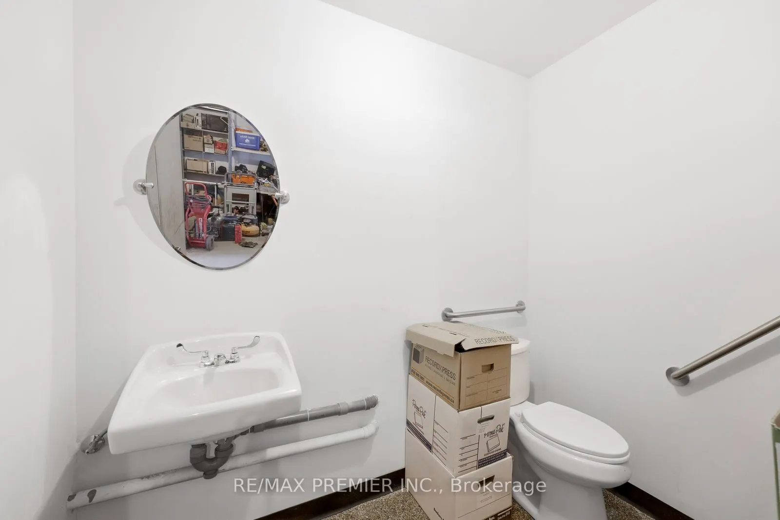 13 Kenview Boulevard #12