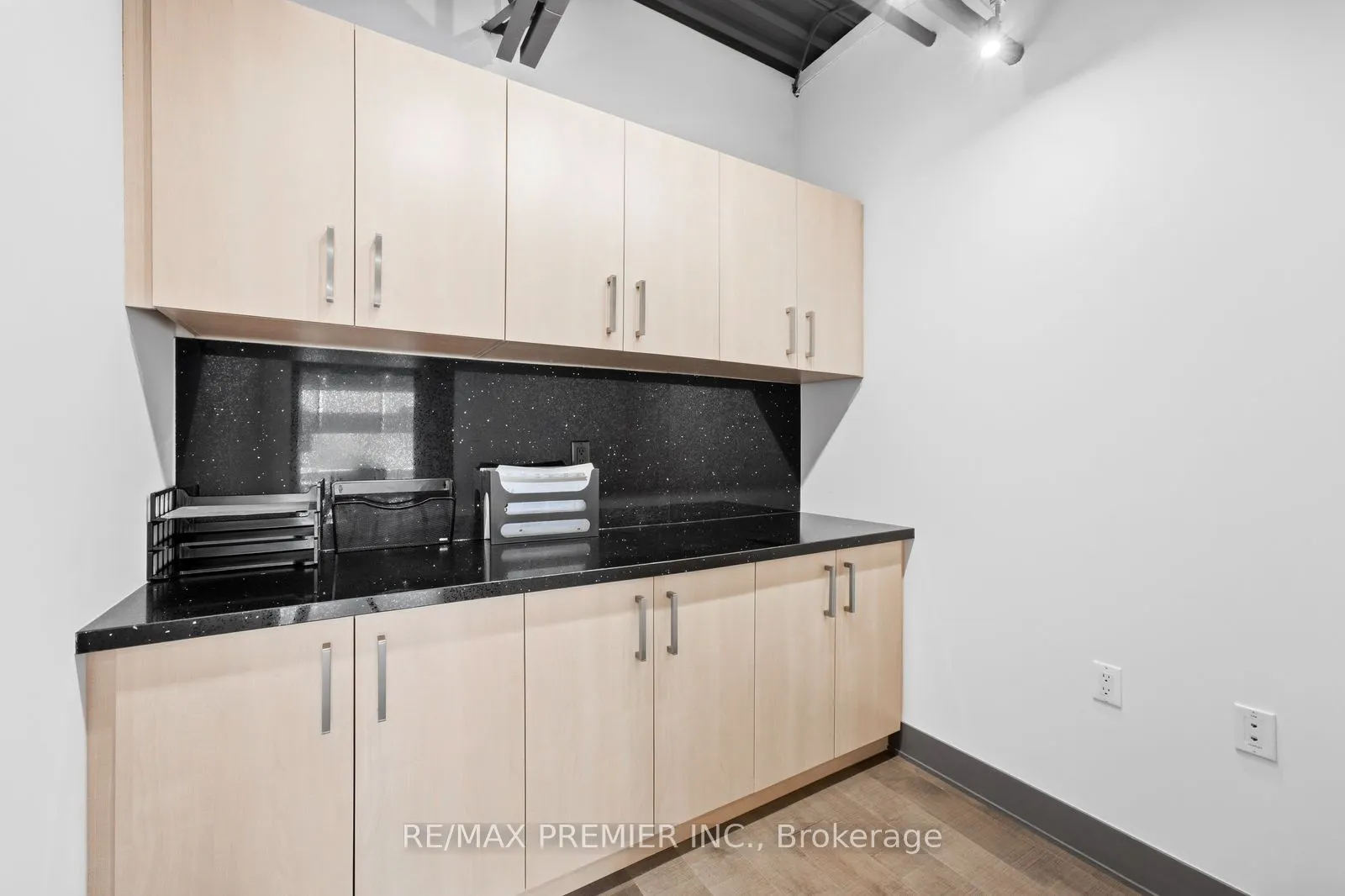 13 Kenview Boulevard #12