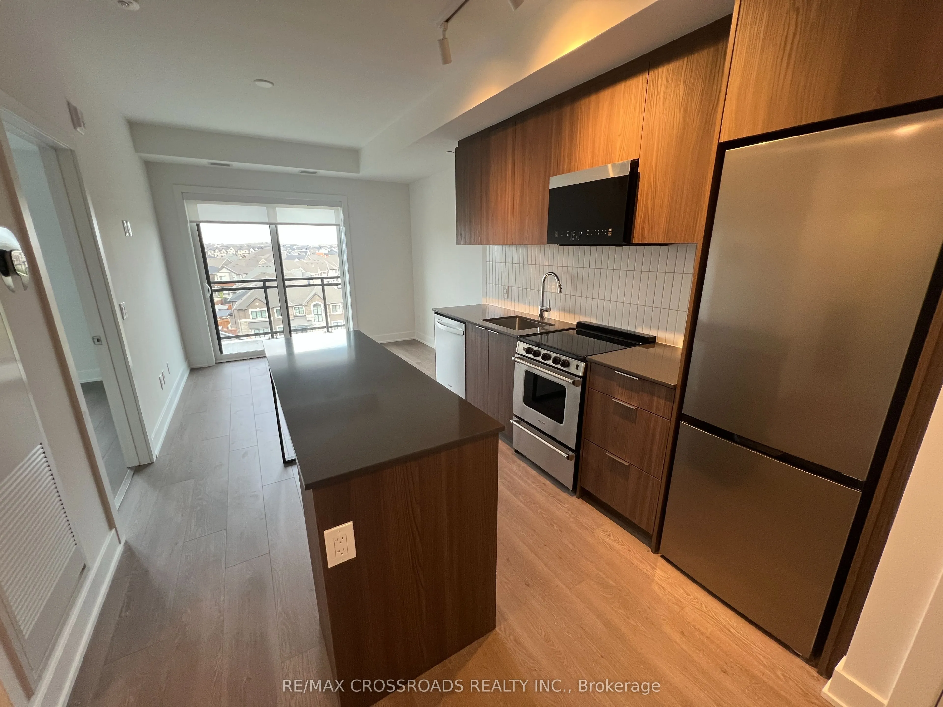 3008 William Cutmore Boulevard #602